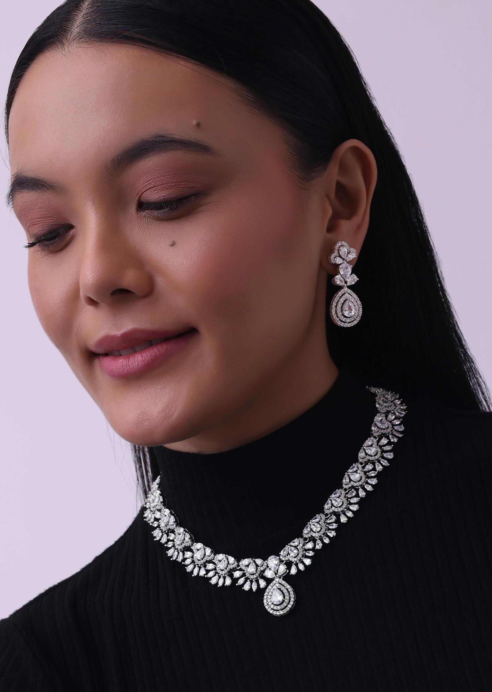 92.5_sterling_silver_necklace_and_earring_set_studded_with_uncut_diamonds-sg159061_14_12eecf3c-0c96-4e7f-8804-778f32a99769.png