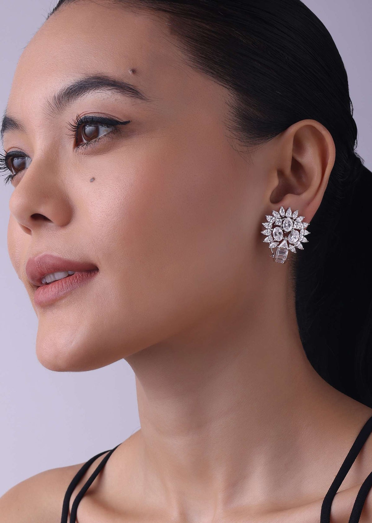 92.5_sterling_silver_studs_adorned_with_uncut-sg157668_b62bb1f8-51c5-4c79-98d4-db2c41ac3184.jpg