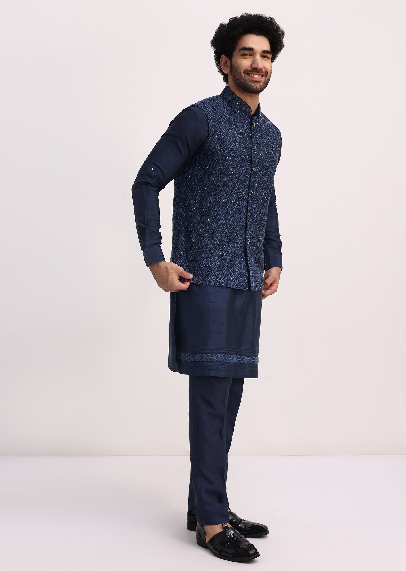 Blue_Kurta_With_Cutdana_Embroidered_Jacket_Set-SG228702_6_14d3e0ee-4d49-417e-aa98-f7974faff006.jpg