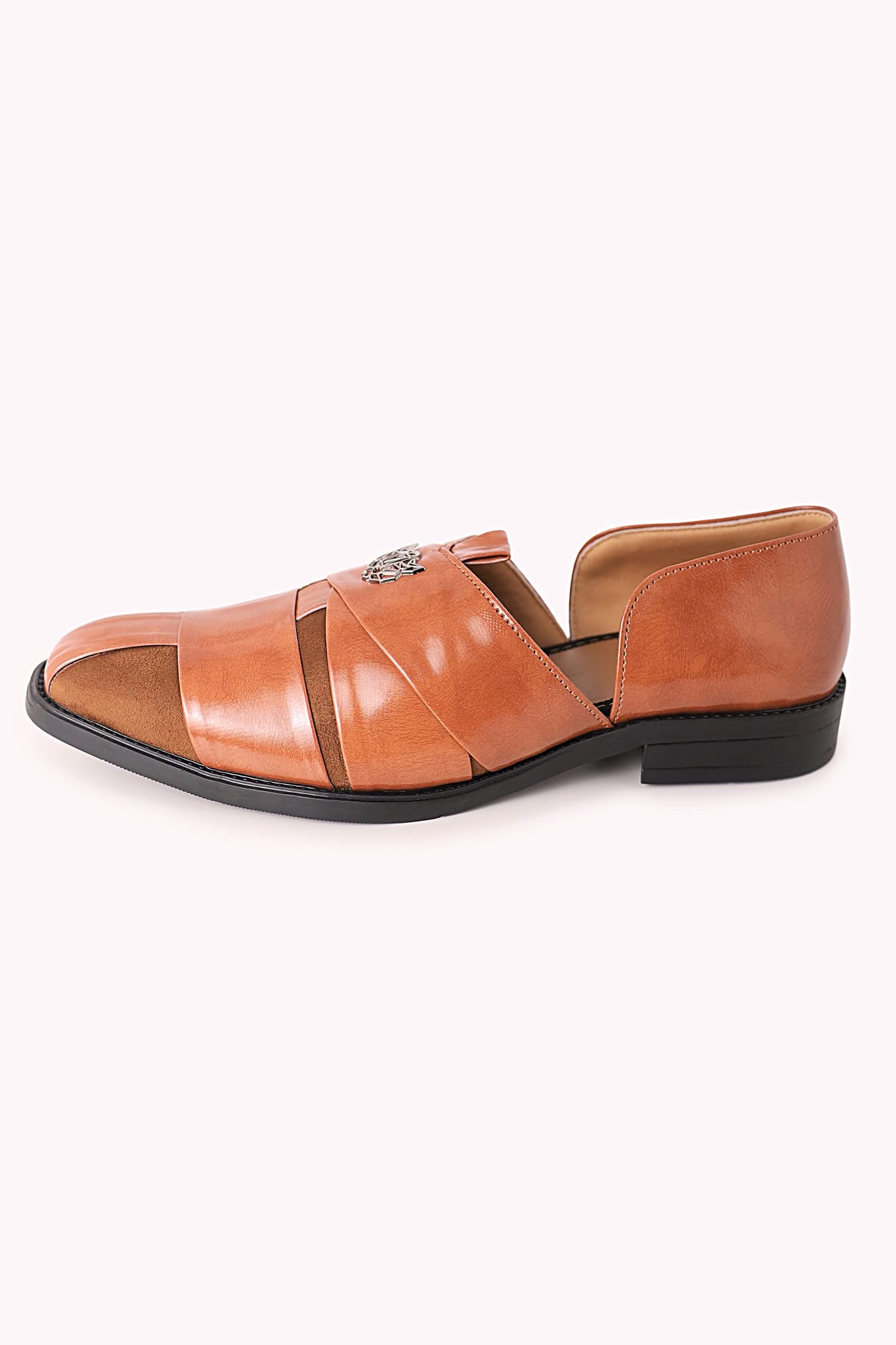 BrownPeshawariswithCutwork-SG179182_4_6cbf175f-947d-4651-9084-01b3252d5069.jpg