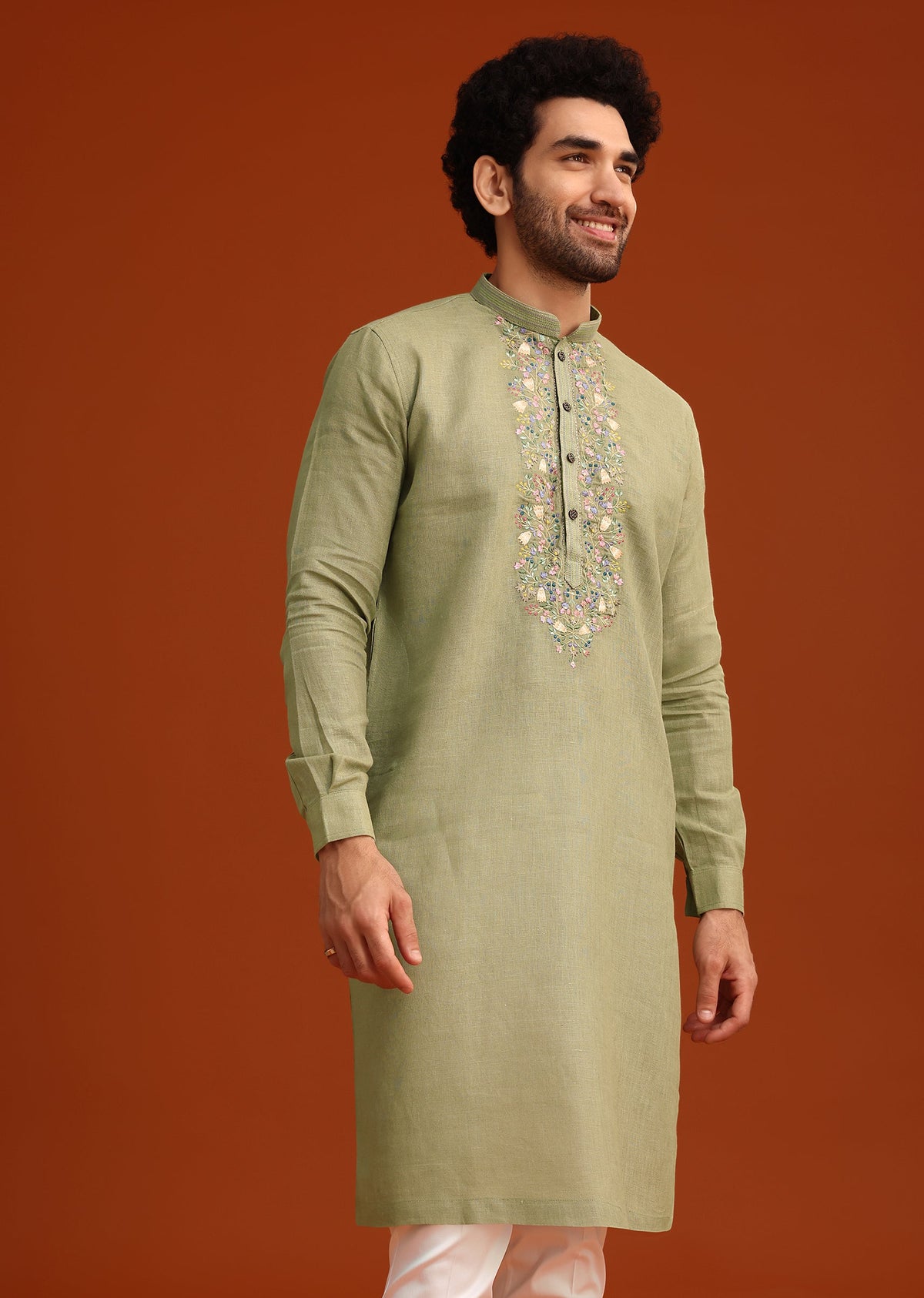 GreenFloralHandworkKurtaSetInLinen-SG273152_9_7418572f-c353-403d-aca8-70a49189d50e.jpg