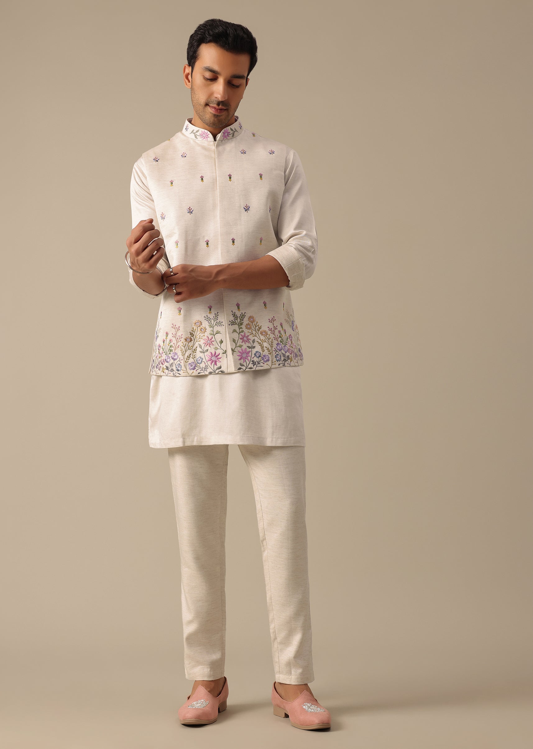 OffWhiteFloralEmbroideredJacketKurtaSet-SG186548_2_a371e1d7-214d-4bf4-8327-8f548edf6c0f.jpg