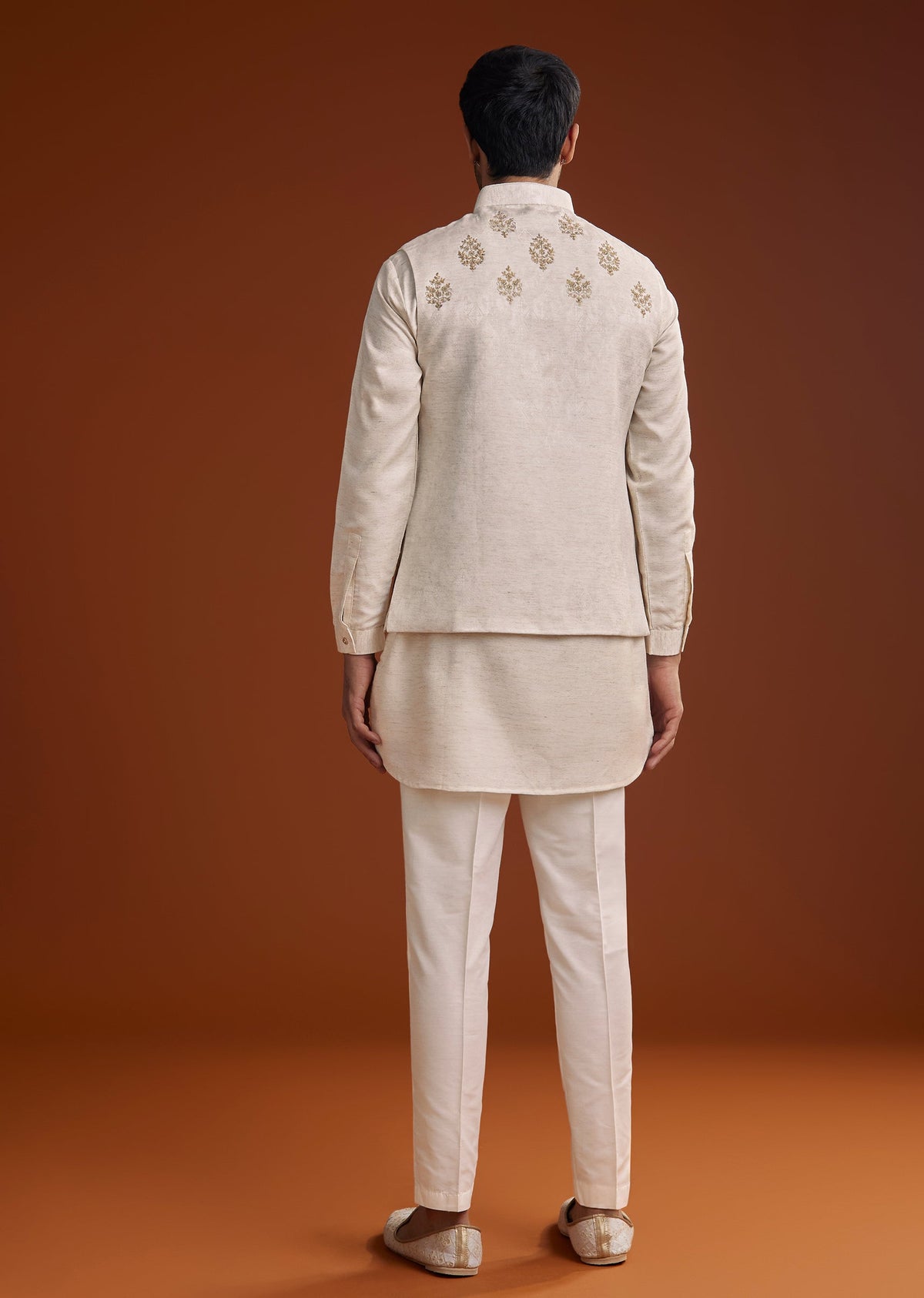 Off_White_Linen_Silk_Kurta_Jacket_Set_With_Zari_Work_For_Men-sg245065-1_6_b11f52ce-ae15-48ad-b59c-18ee56520dbb.jpg