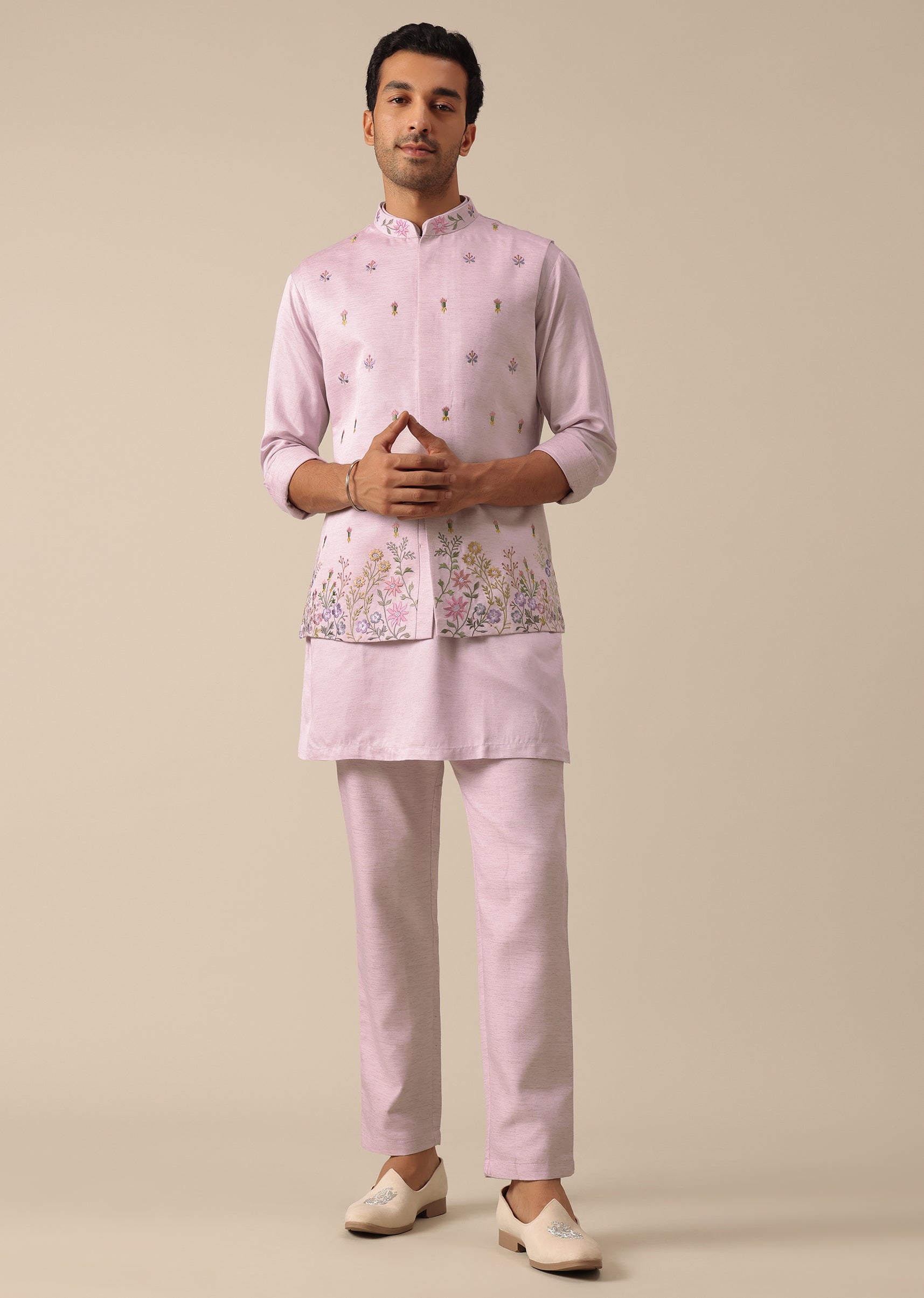 PinkJacketAndKurtaSetWithFloralMotifThreadWork-SG186524_1_29173d9a-f0ee-4425-ac8f-a93adc5dc2d7.jpg