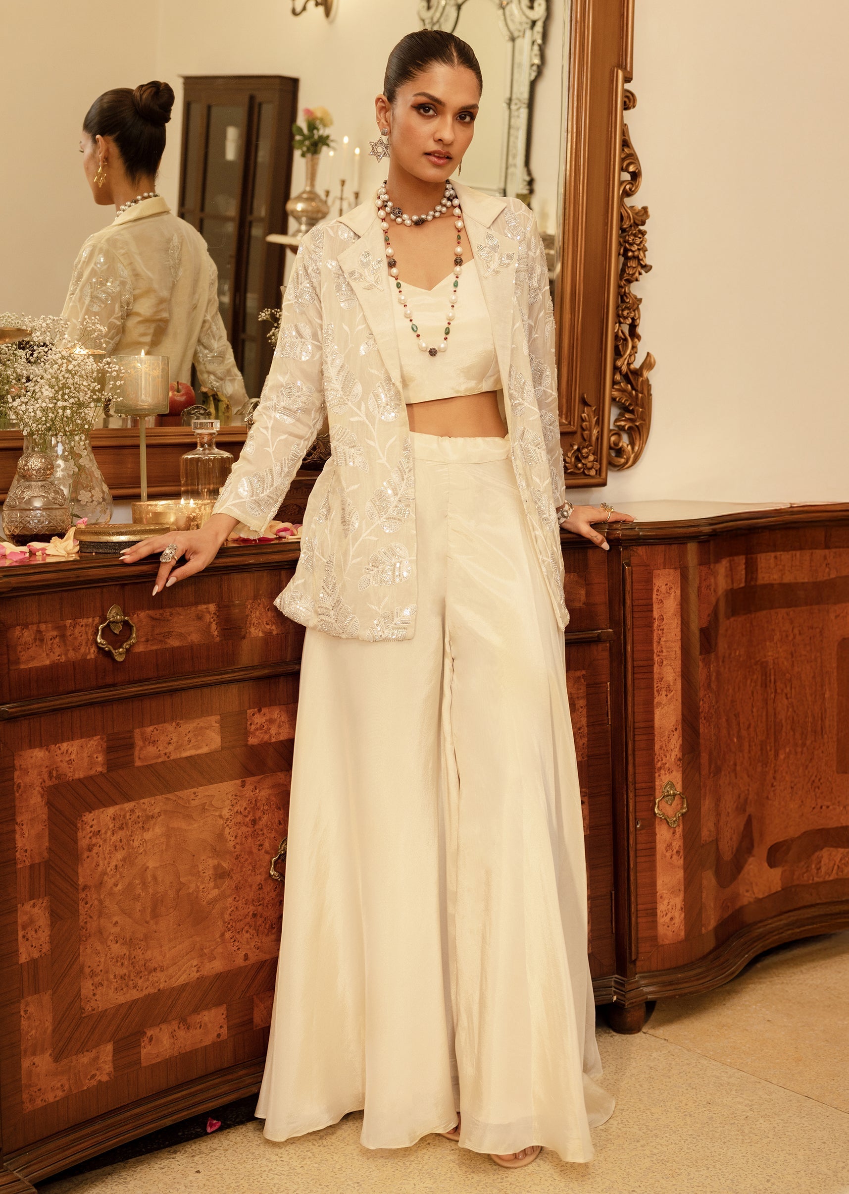 SG293272-1.jpg