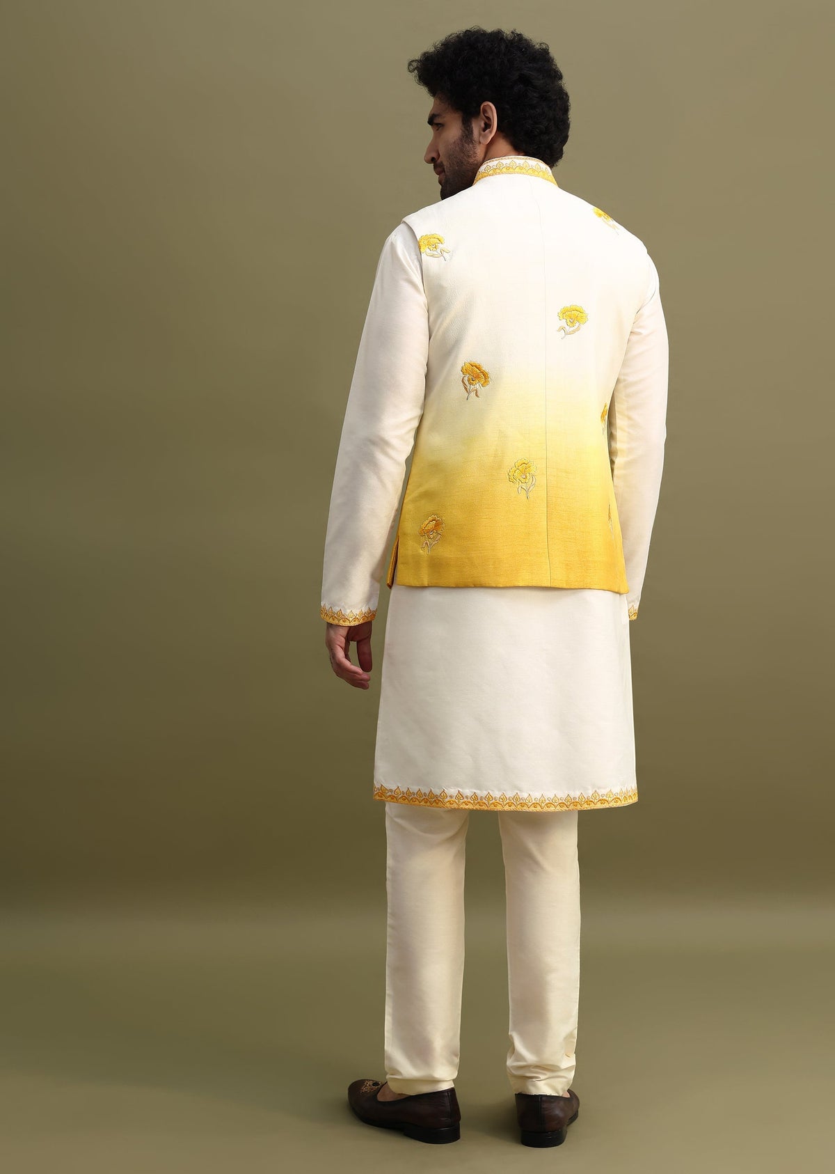 Yellow_Shaded_Kurta_Set_With_Floral_Motif_Jacket-SG235642_2_c4797a9b-ce9d-47f2-adc9-07f92bcf7fdc.jpg