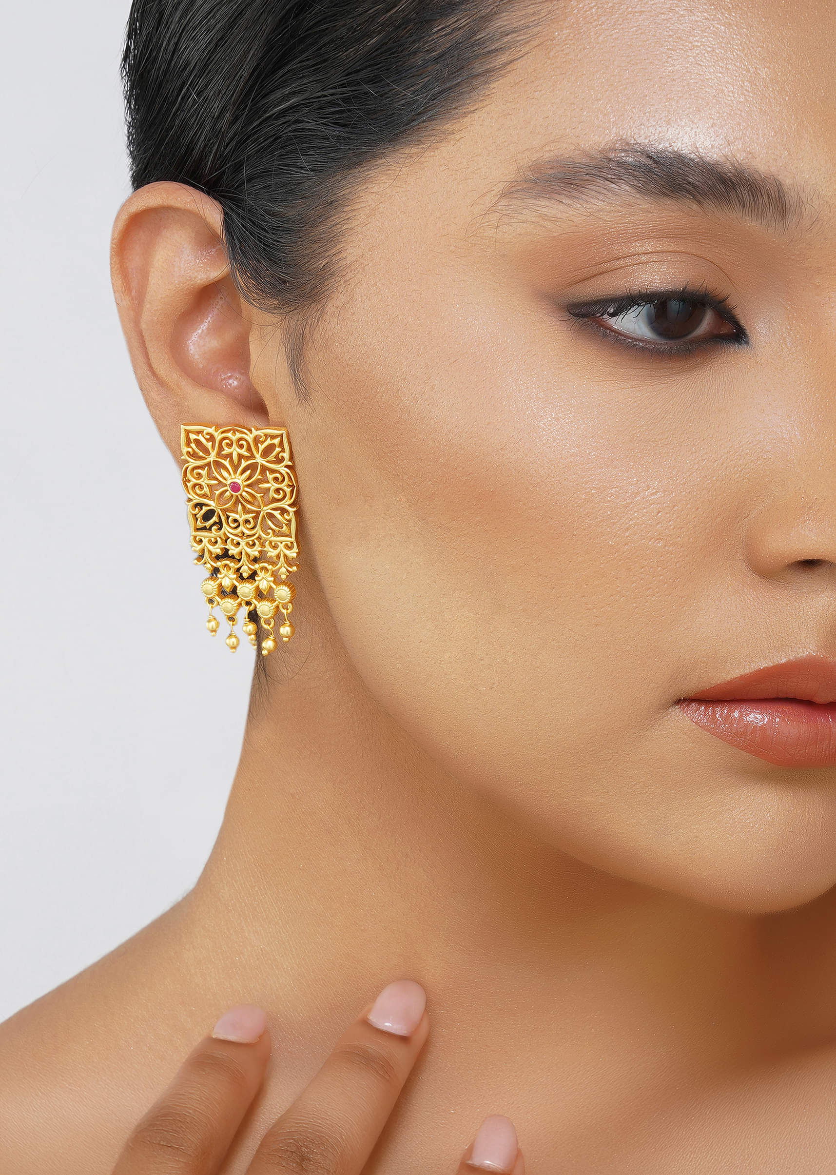 antique_gold_eternal_enigma_stud_earrings_with_zircon_accent-sg293400_2_3e9d3fc5-e848-41a0-aee5-38e18029b41f.jpg