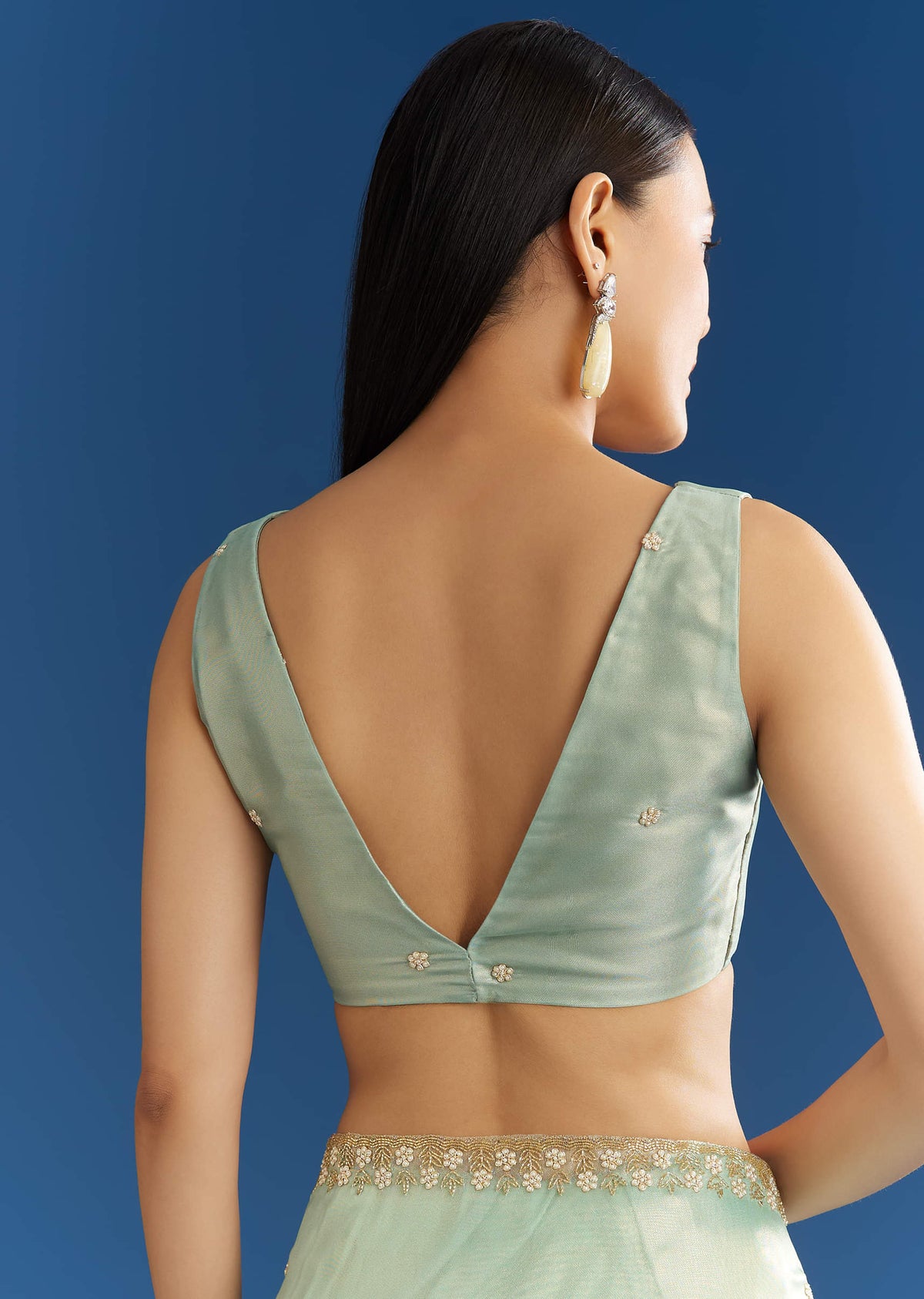 aqua-blue-organza-tissue-saree-with-cutdana-and-beads-scallop-border-sg284746-8_a56bbbc1-692f-4dde-a038-d04506b17e08.jpg