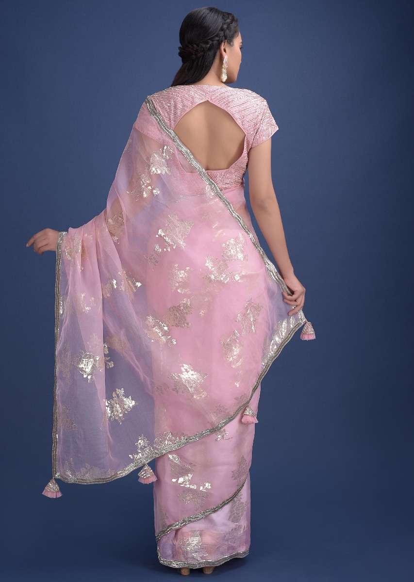 baby-pink-saree-in-organza-with-weaved-floral-motifs-and-embellished-on-the-border-online-kalki-fashion-k001ads6966y-sg22373_7_50161b2d-1732-4c48-be6b-b6d60d94c735.jpg