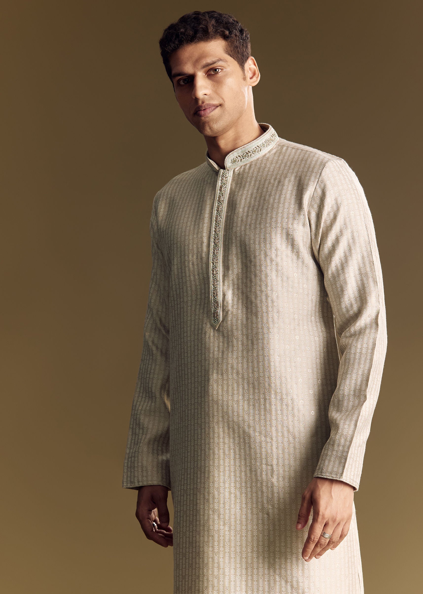 beige-banarasi-jacquard-kurta-set-with-intricate-cutwork-sg310305-1_00124eea-68c3-4510-8d1d-5011880e27d0.jpg