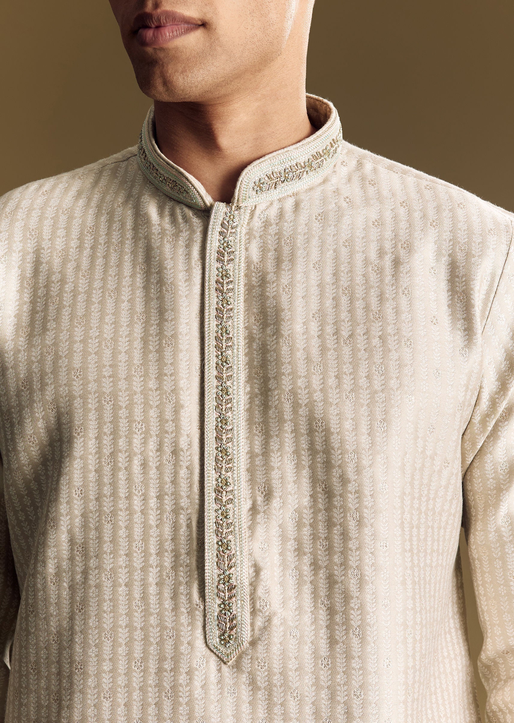beige-banarasi-jacquard-kurta-set-with-intricate-cutwork-sg310305-3_a04cf912-68db-42b9-98d1-f2ed92c590fc.jpg