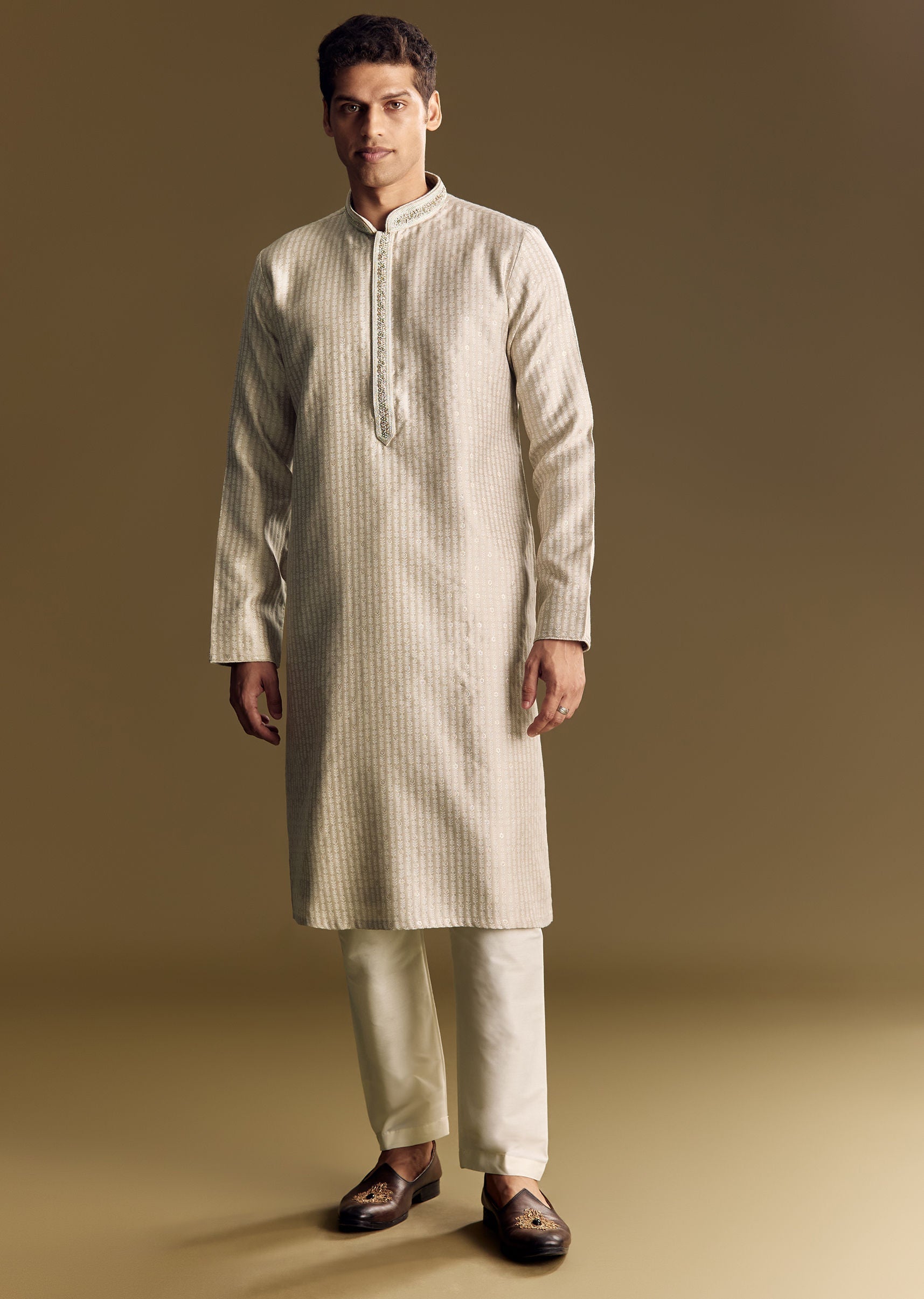 beige-banarasi-jacquard-kurta-set-with-intricate-cutwork-sg310305-4_1bd749eb-57bb-47f8-9413-c095388bcc2b.jpg