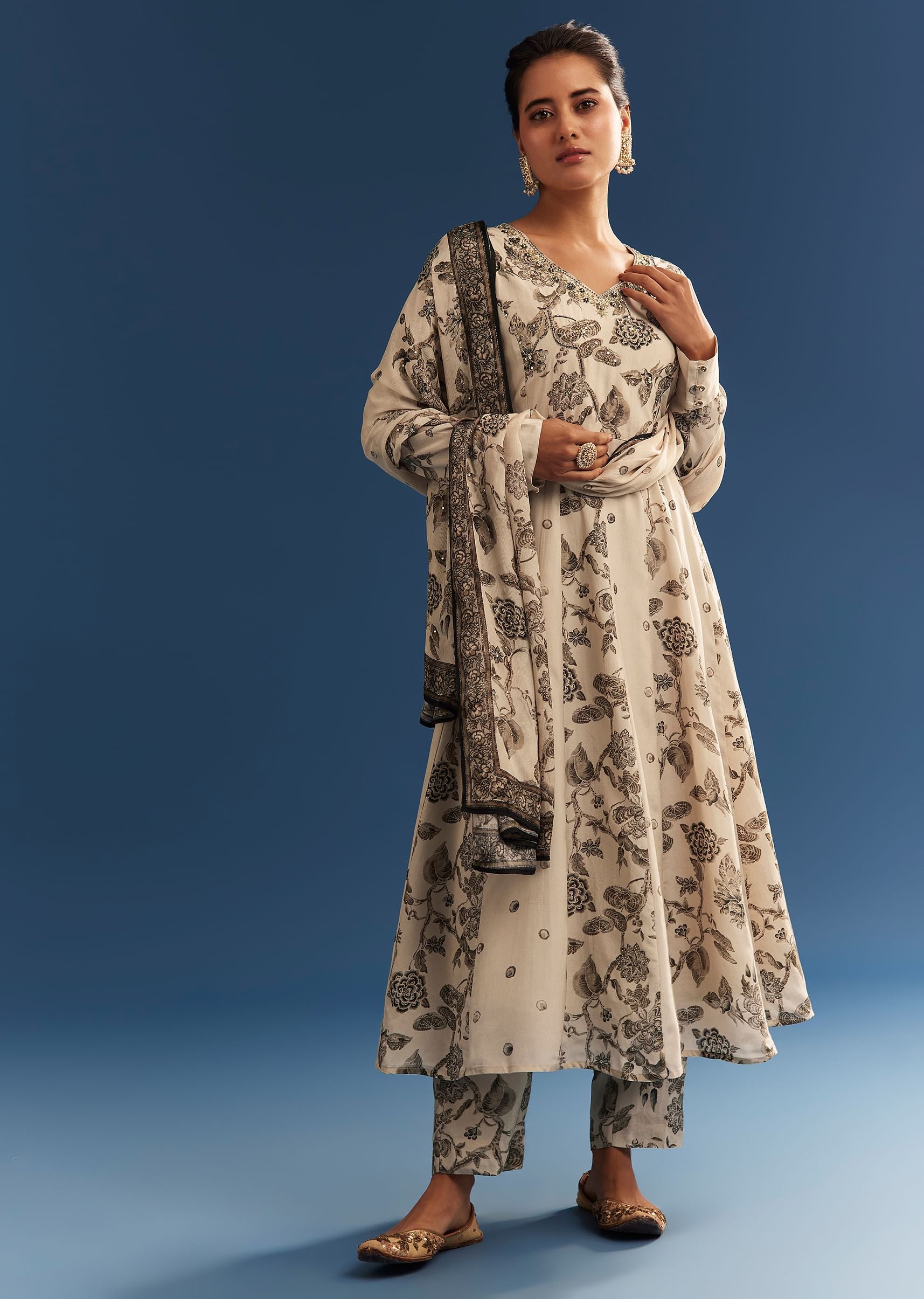 beige-floral-printed-crepe-anarkali-set-with-chinon-dupatta-sg305435-3_a446aa77-b7f3-43e4-8c91-f066f42d8fbd.jpg