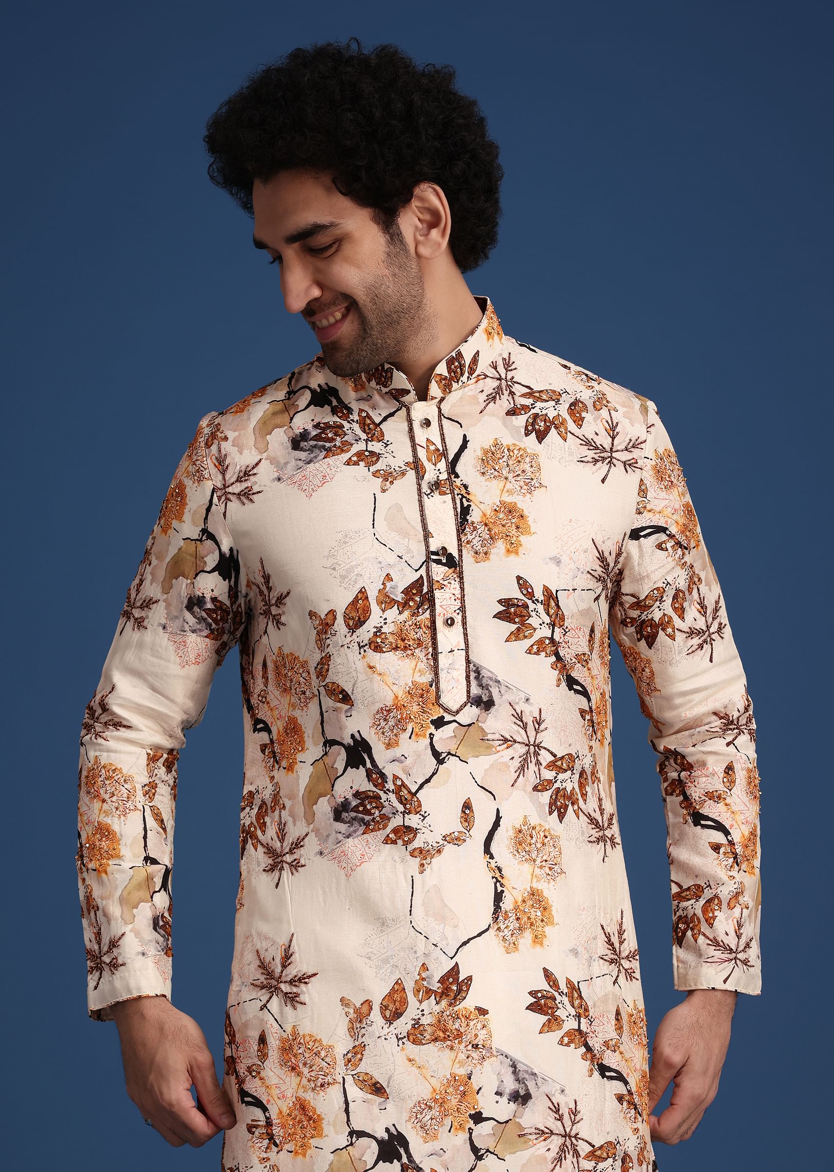 beige-linen-printed-kurta-set-with-leaf-motifs-sg302413-4_a9d706ec-b902-41a0-98ee-87e0e8f34801.jpg