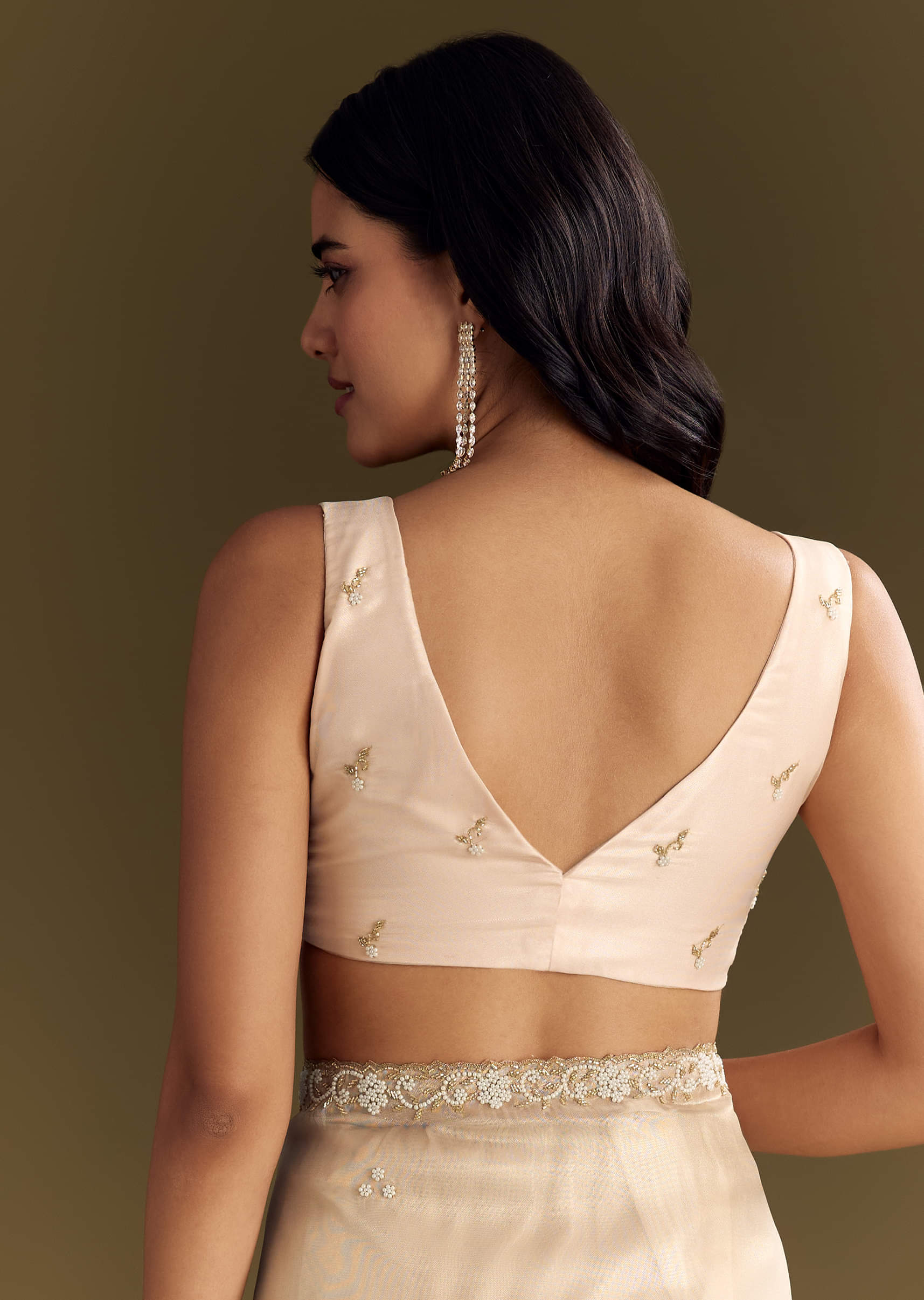 beige-organza-tissue-saree-with-cutdana-and-beads-scallop-border-sg284740-8_a8f2b682-c42f-49a4-b608-bb2ea02ed7ce.jpg