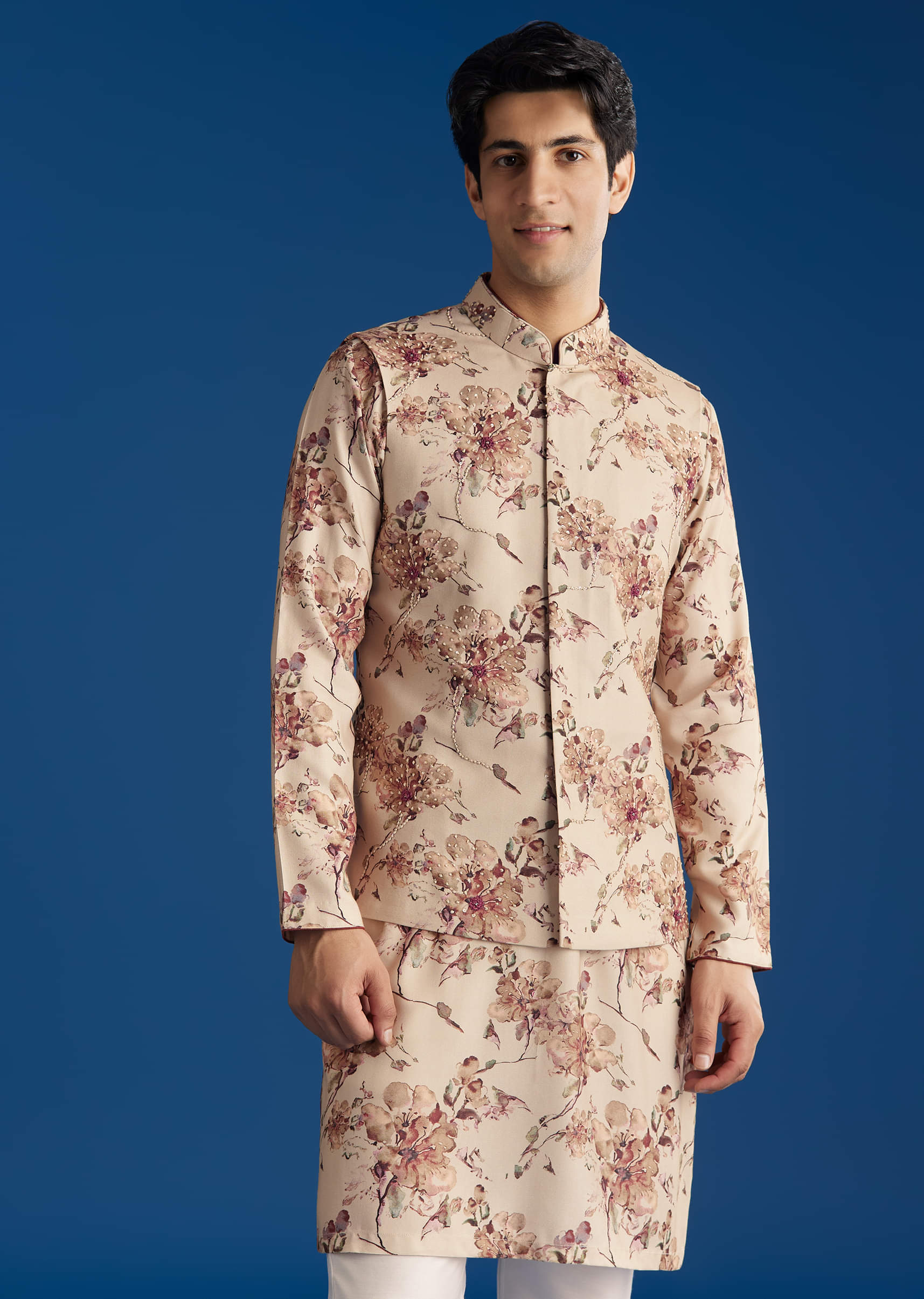 beige-silk-pashmina-threadwork-kurta-jacket-set-with-sequins-sg323520-1_947ec02b-81ff-447f-bab1-40af9712a854.jpg