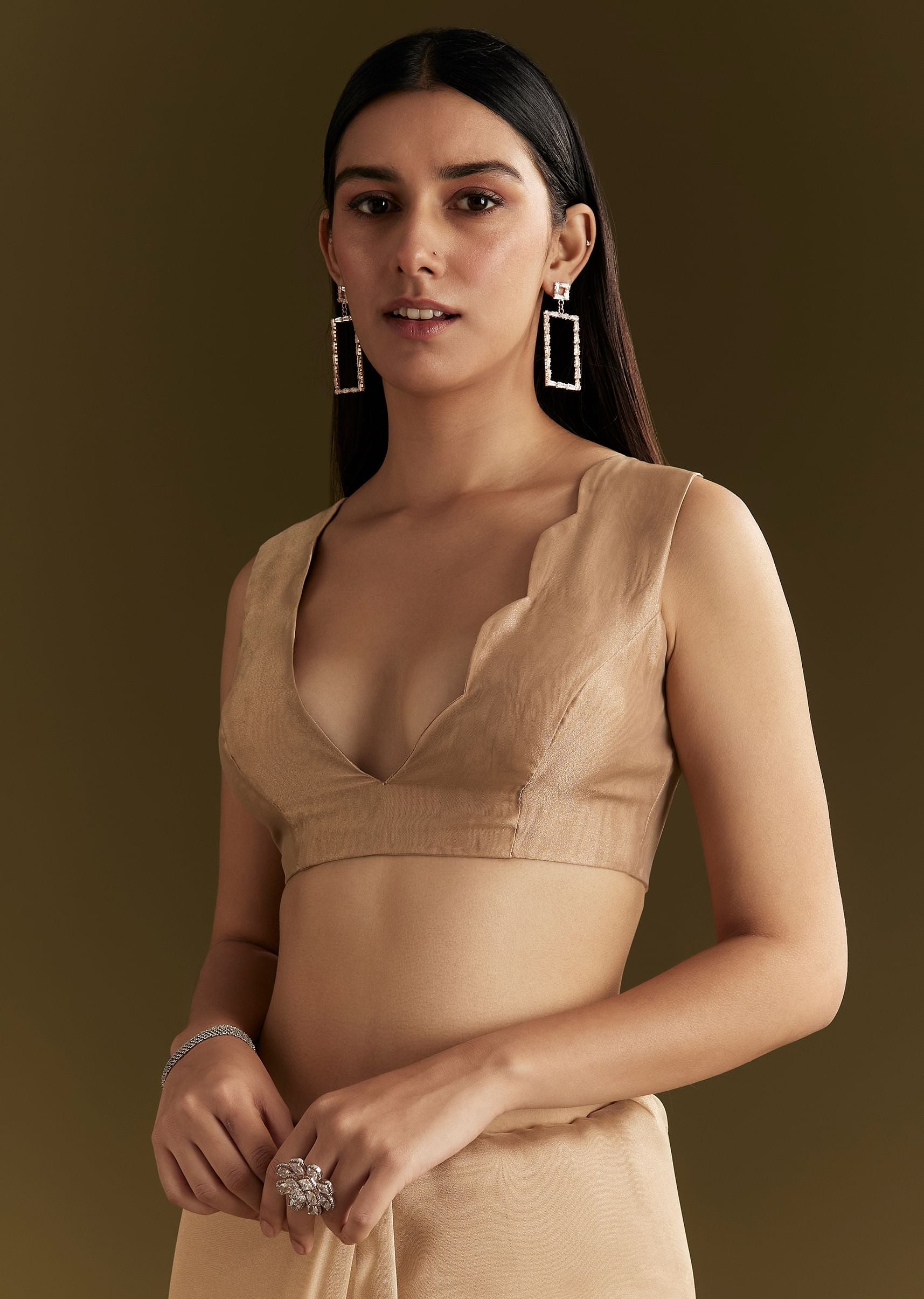 beige-tissue-saree-with-heavy-cutdana-and-beads-embroidery-sg293910-7_e841b4e6-ab08-49ac-bbdd-faa1903192ee.jpg