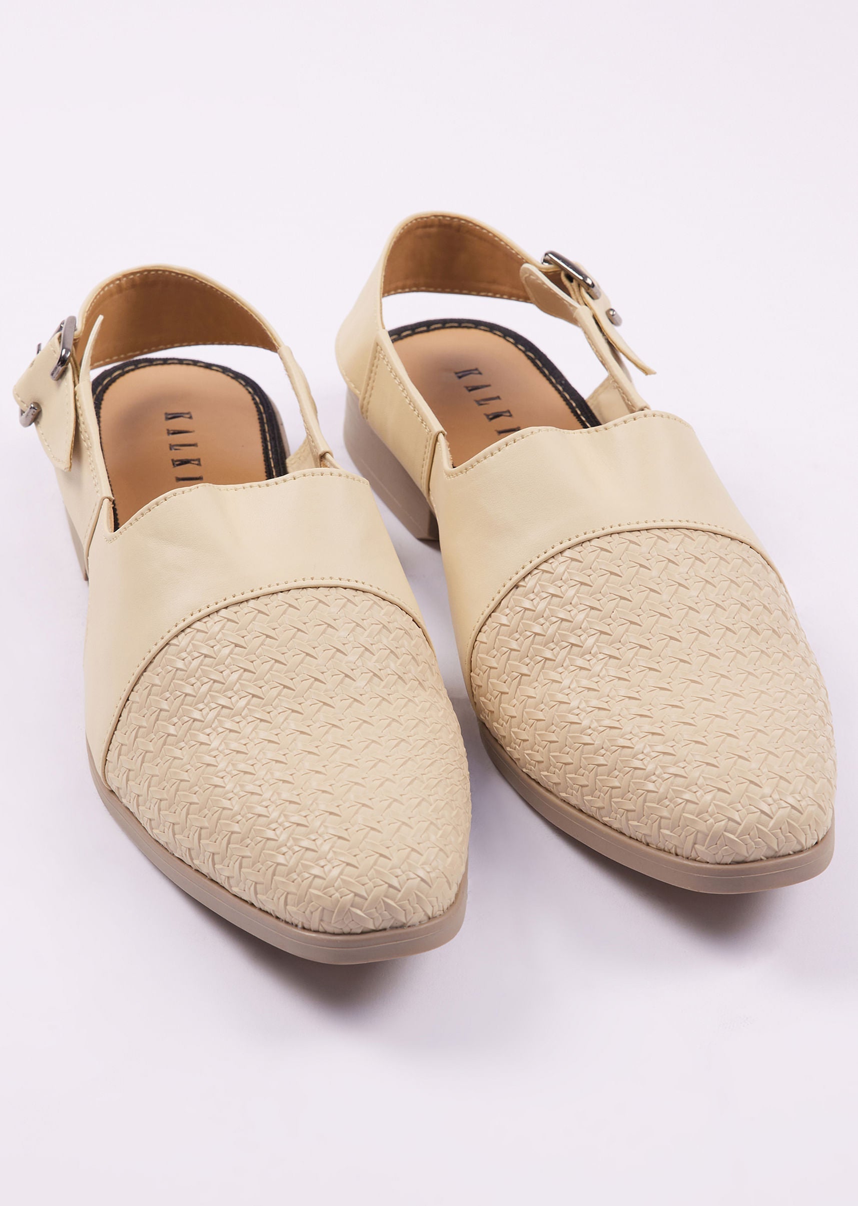 beige_ethnic_juttis_for_men-sg250293_1_d52d4b2f-bfa0-4546-9280-e7c07f23fcb2.jpg