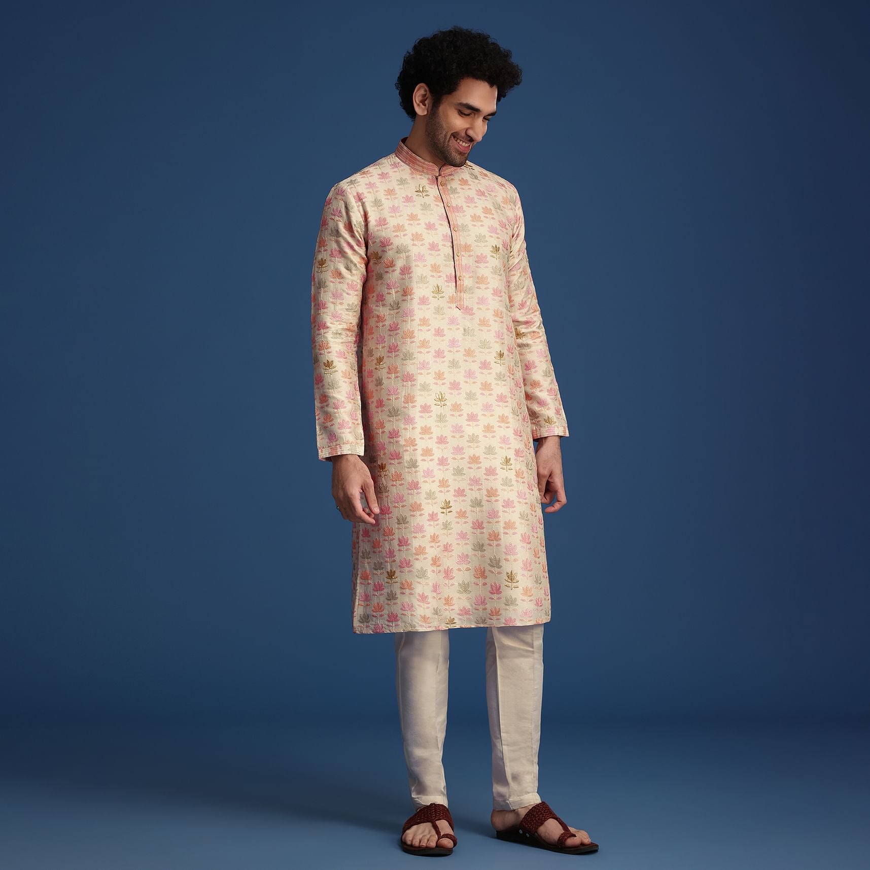 beige_floral_printed_kurta_set-sg263191_8_1cd5c298-83f6-4a5e-8cba-d0d01566dc37.jpg
