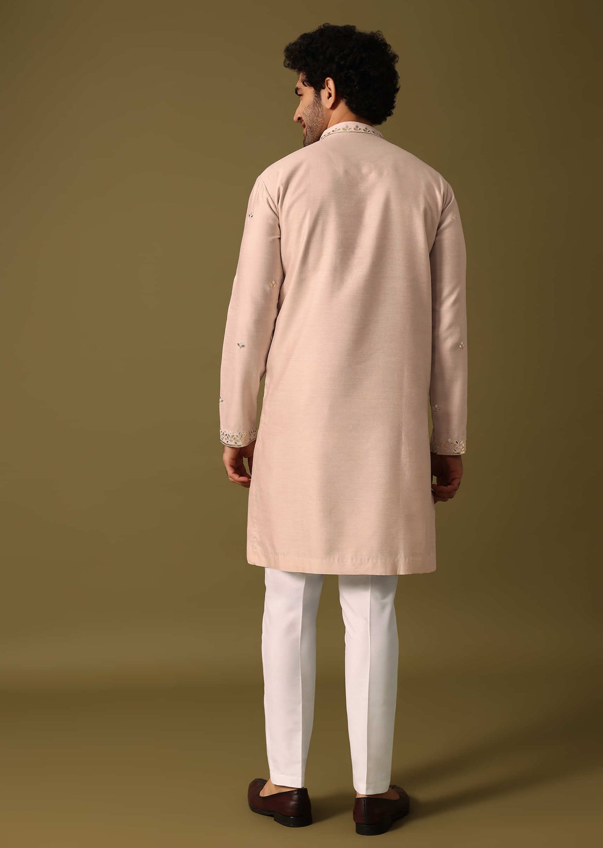 beige_kurta_pant_set_with_abla_work-sg228918_6_e8809dc9-33ce-4ce4-94f5-93101ff083eb.jpg