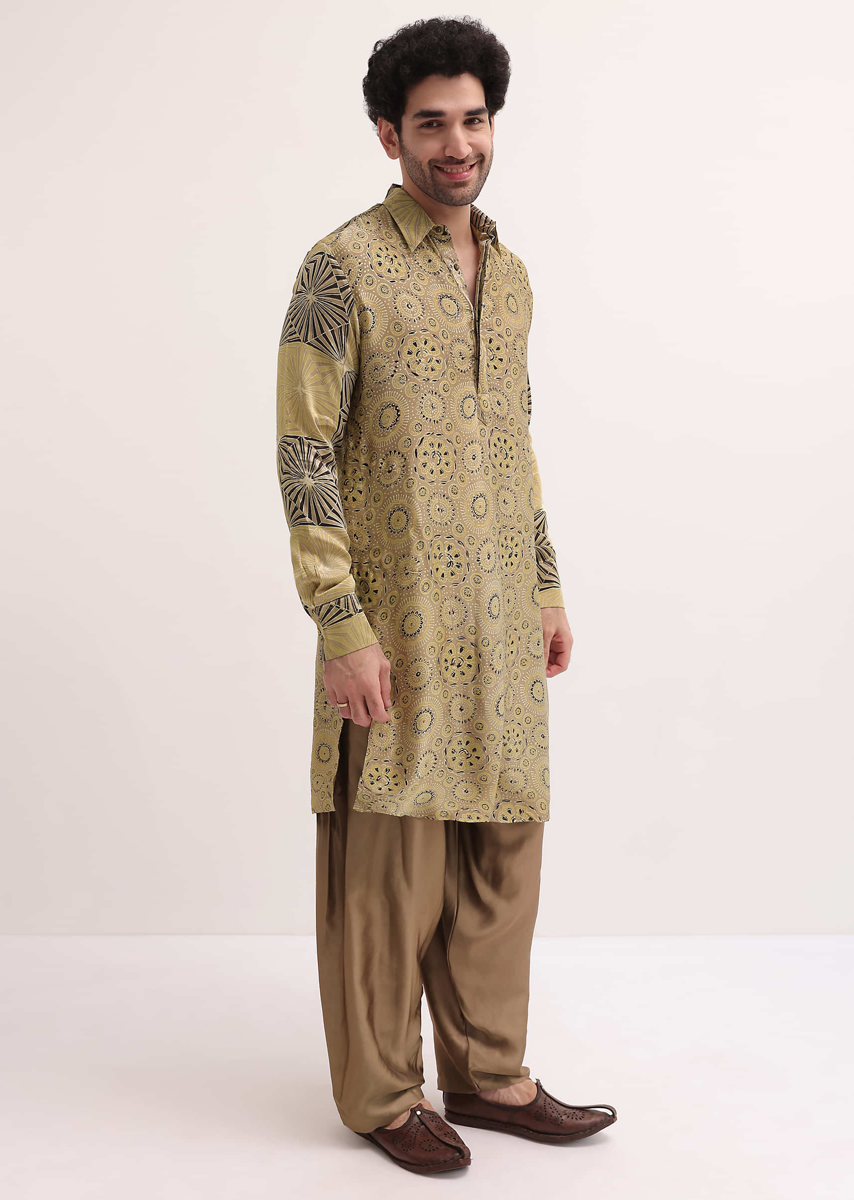 beige_printed_kurta_patiala_set_for_men-sg227804_6_db04e039-9545-4ee3-8283-fc6ec0279687.jpg