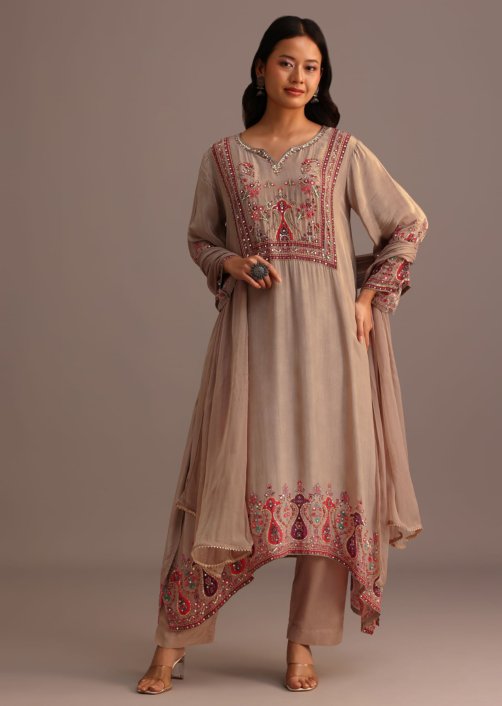 beige_printed_kurti_pant_set_with_chiffon-sg272857_8_d20fed94-7a8e-4359-a0fa-911a6a76f7f8.jpg