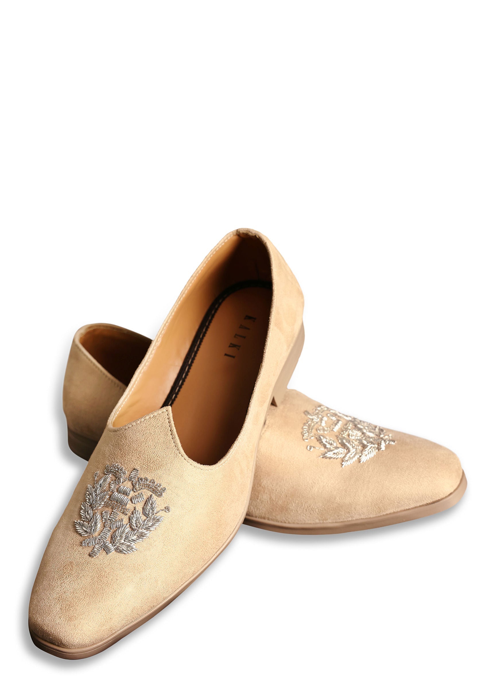 beige_velvet_jutti_with_hand_work-sg225037_3_07de9f19-1d83-4965-920d-8e7ee140ed8d.jpg