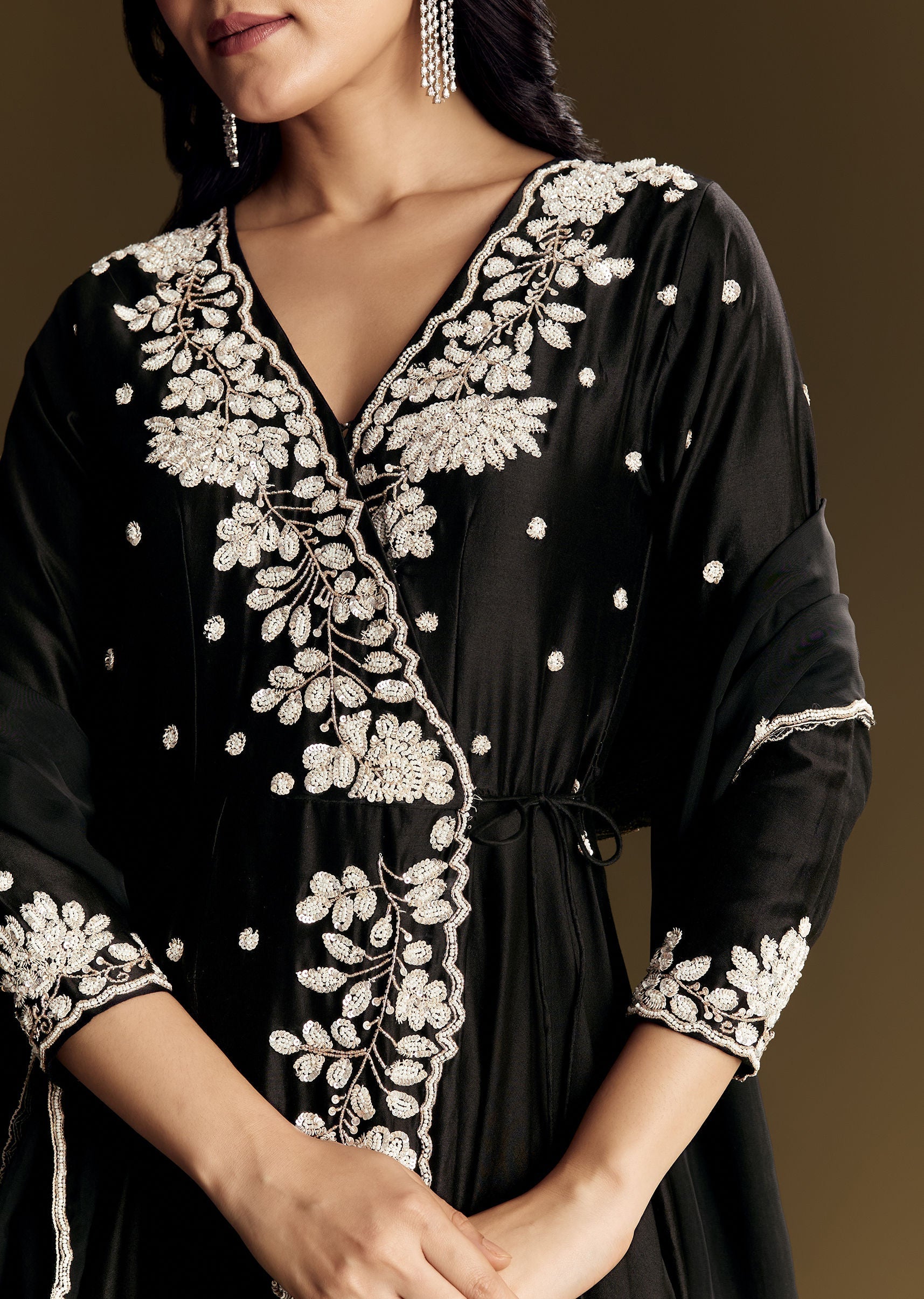 black-chanderi-anarkali-suit-with-moti-and-sequins-work-sg327923-2_696c4eef-cb2f-43f3-abce-8ce7d0241081.jpg