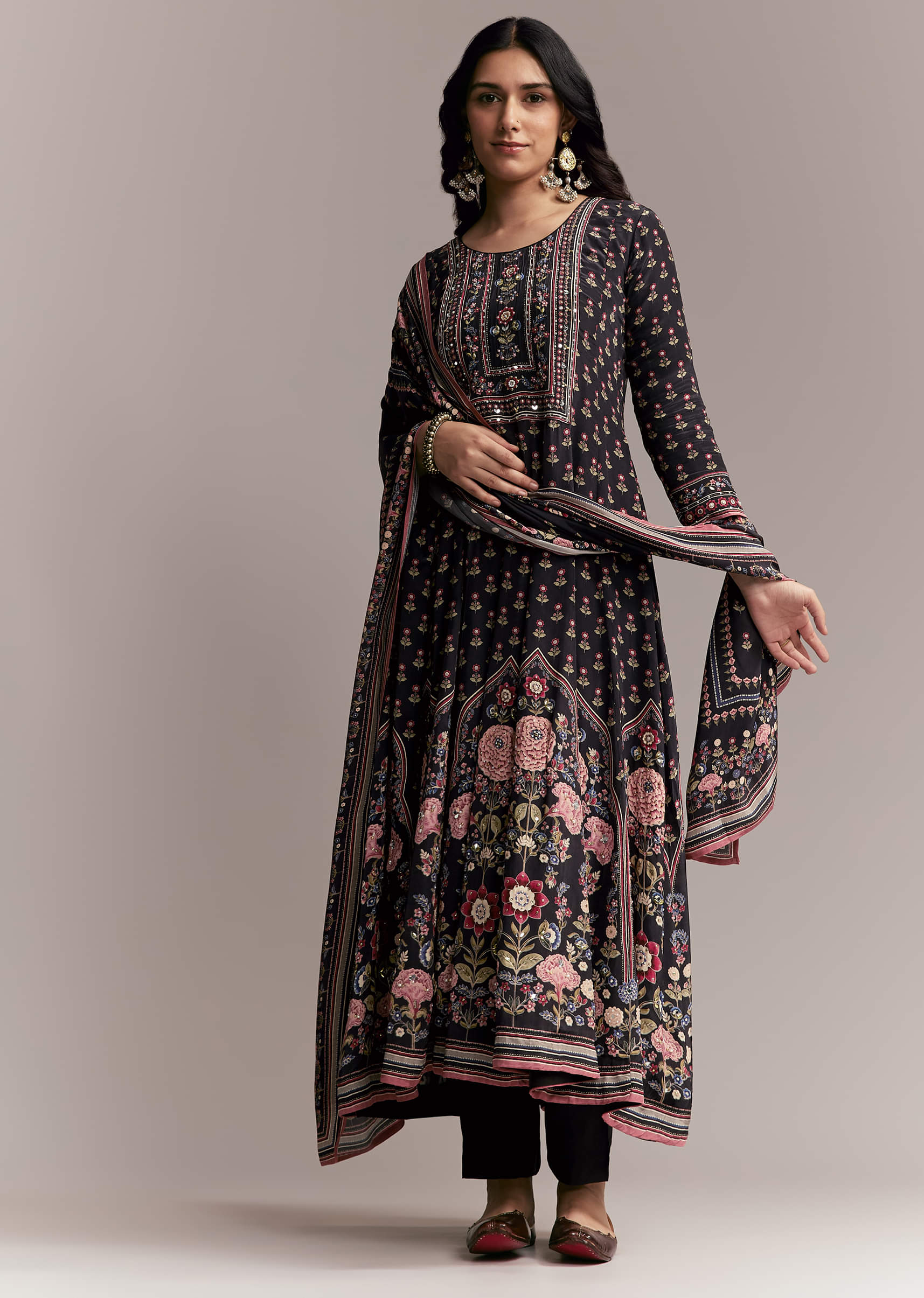 black-floral-printed-anarkali-set-sg339698-1.jpg
