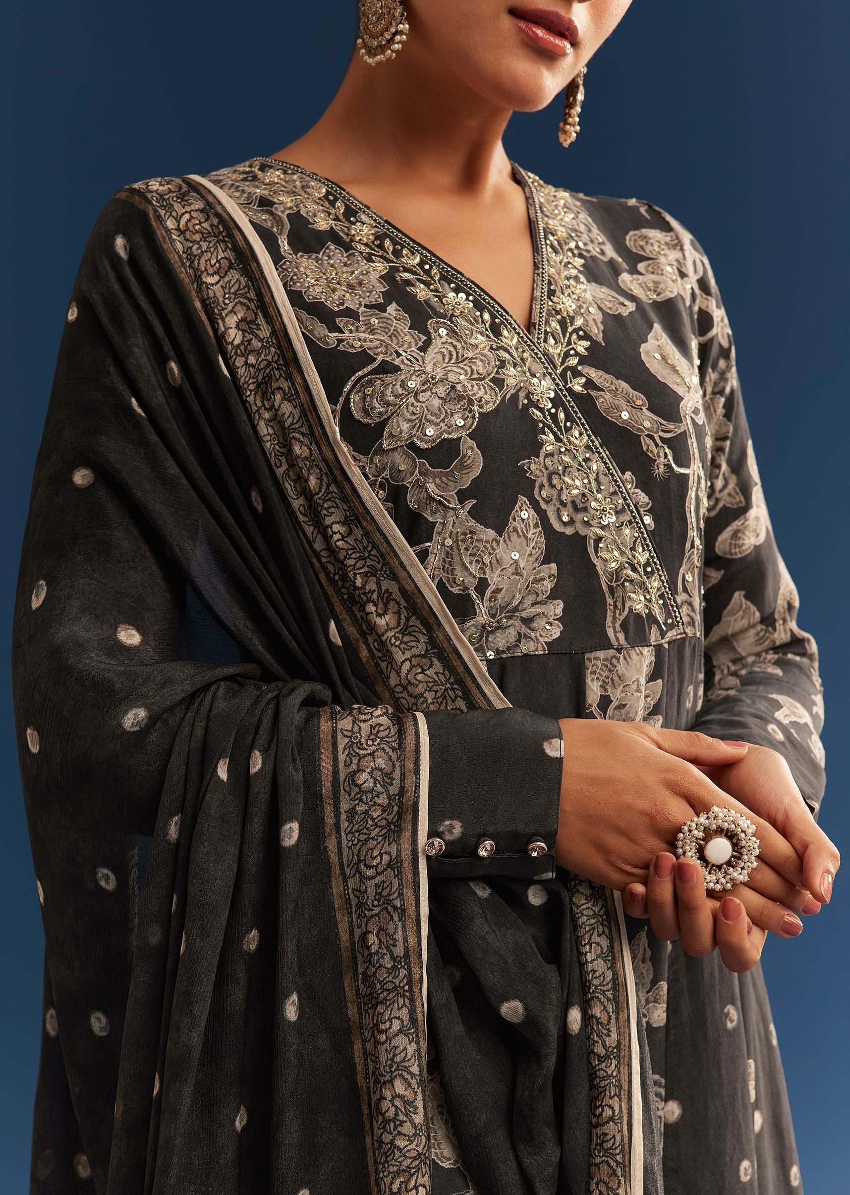 black-floral-printed-crepe-anarkali-set-with-embroidered-neckline-sg305429-2_0db2e947-cab2-4e79-b17f-d7725b82275b.jpg