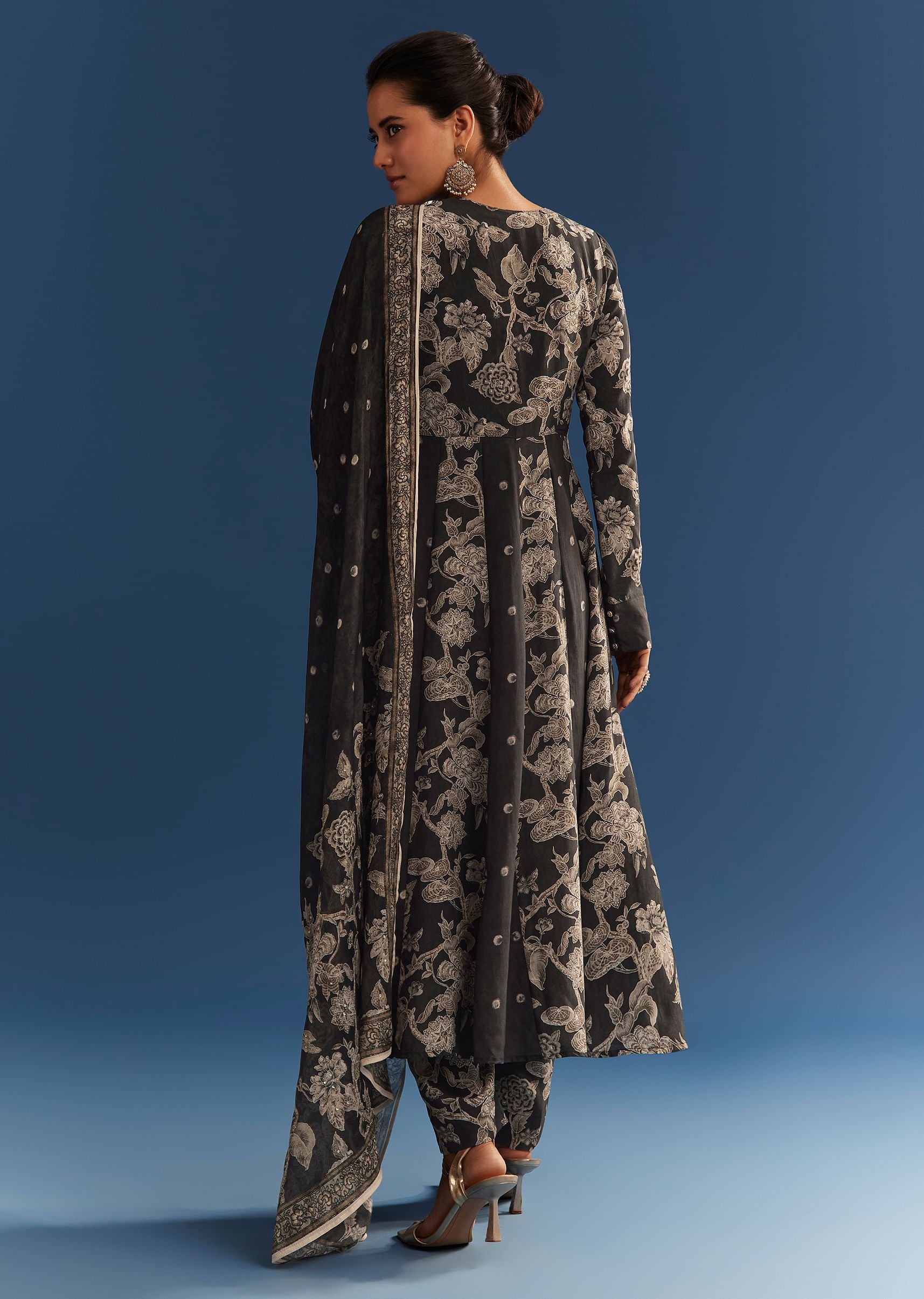 black-floral-printed-crepe-anarkali-set-with-embroidered-neckline-sg305429-5_5b3f8afa-4ffb-458f-b5f3-2fff097c29cd.jpg