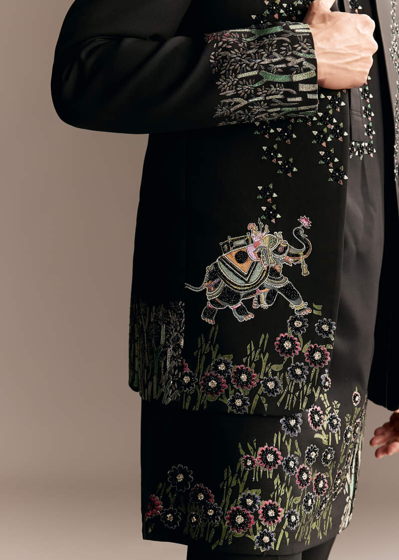 black-jodhpuri-kurta-set-sg335788-3.jpg
