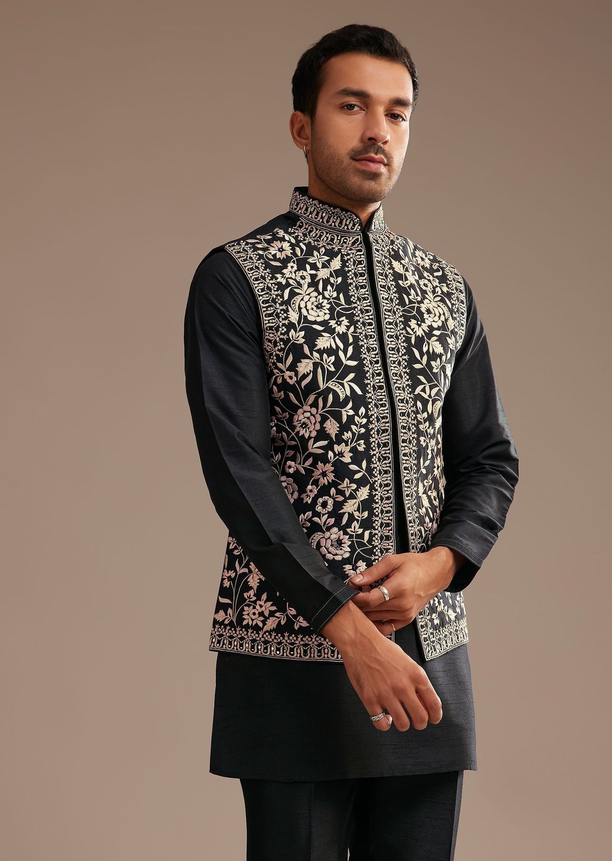 black-kurta-jacket-set-with-resham-and-mirror-work-sg263855-5_88867652-46c4-47a5-bda1-56901784f4ed.jpg