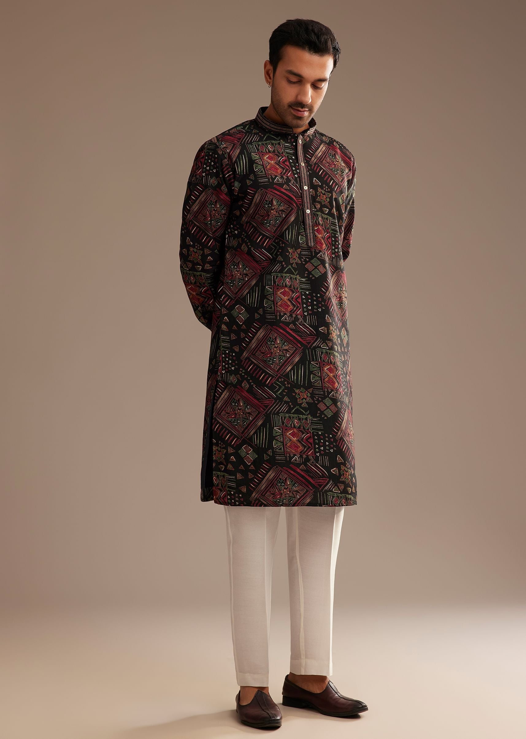 black-multi-color-linen-abstract-printed-kurta-set-sg306888-4_4182cbd5-83e1-4f22-9d70-98f7e8bc9c85.jpg