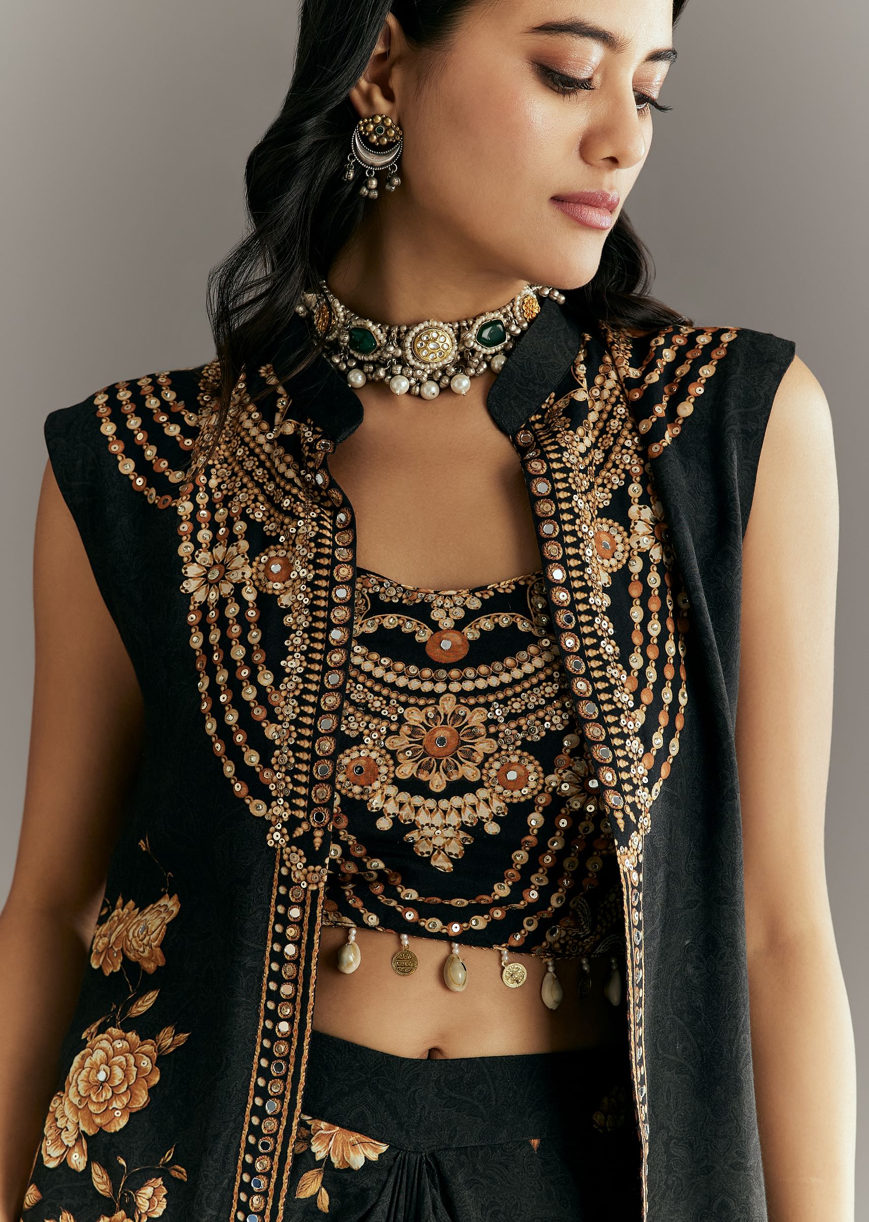black-muslin-croptop-set-with-floral-printed-skirt-jacket-sg313214-4_e6d55788-6888-4870-985b-834f1852e77b.jpg