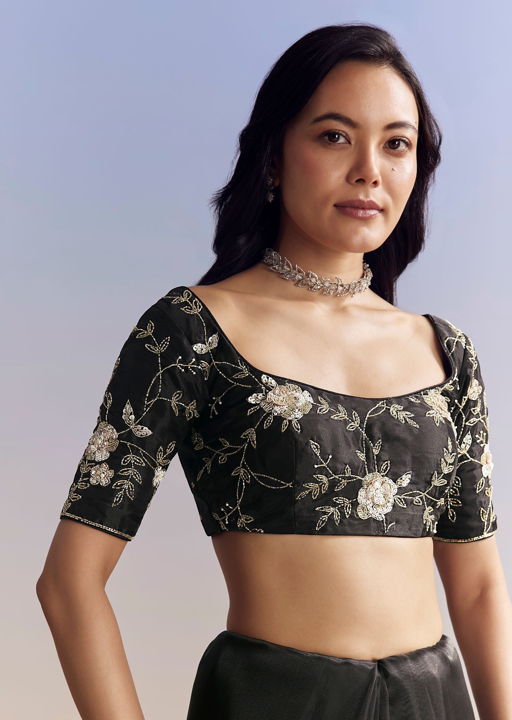 black-organza-saree-with-all-over-floral-jaal-embroidery-sg319889-7_6c84a9d1-7ed1-4ce2-9e5d-8ae25ed04e84.jpg
