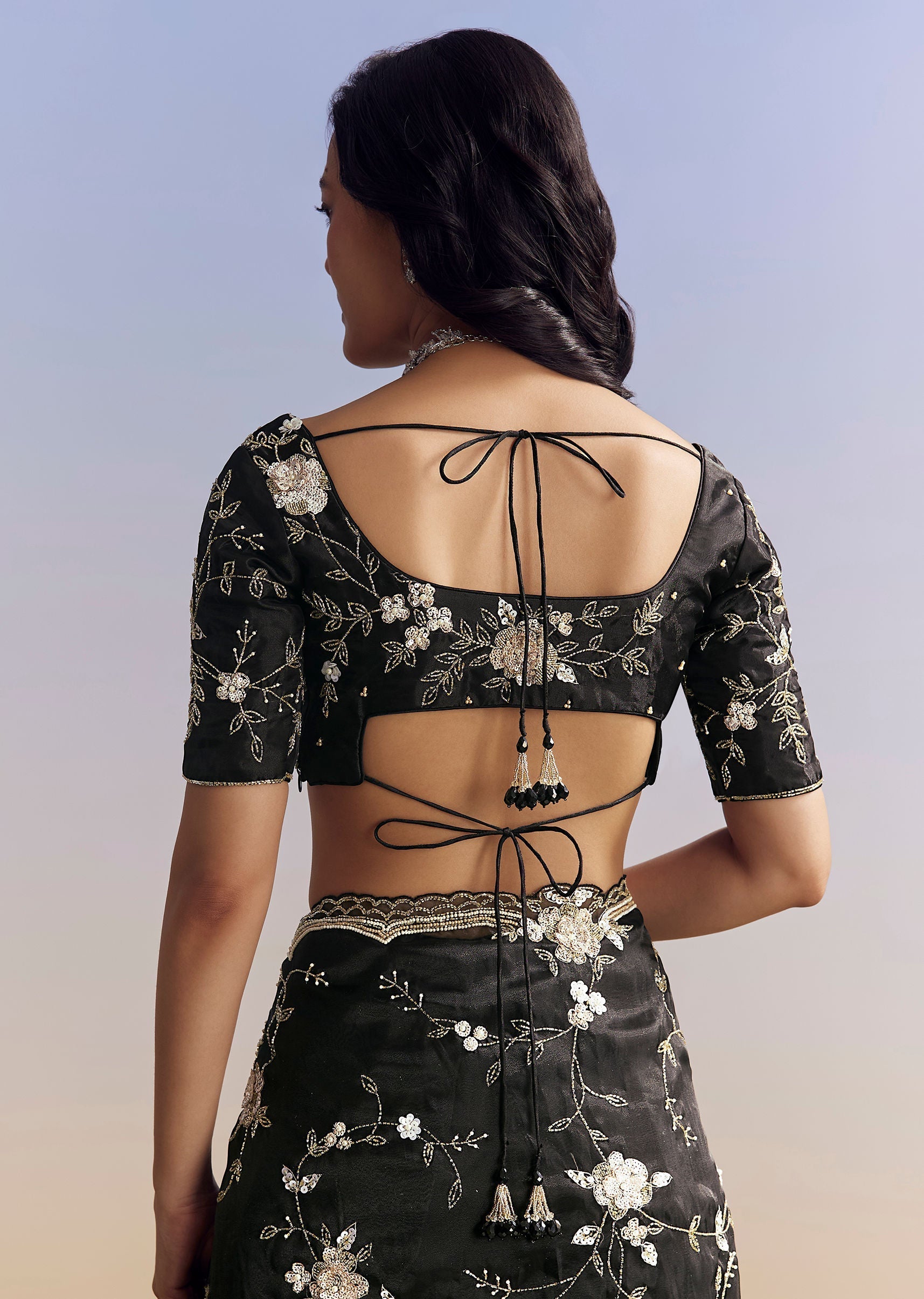 black-organza-saree-with-all-over-floral-jaal-embroidery-sg319889-8_323d046b-01b1-4f64-a70f-c9b0ebe4f29f.jpg