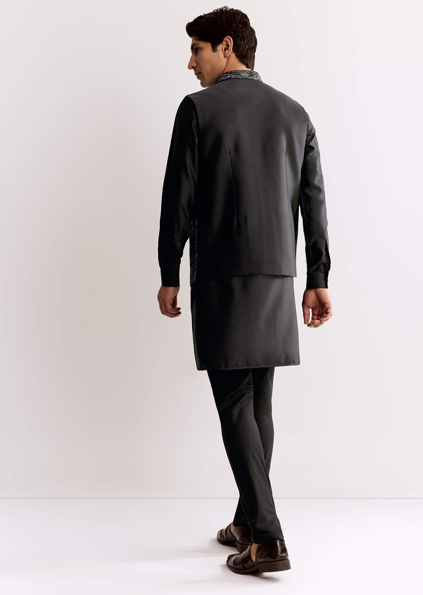 black-rayon-kurta-jacket-set-with-embroidery-sg259231-5_e6ac7309-0209-4f8f-ad7e-79d253bdda22.jpg