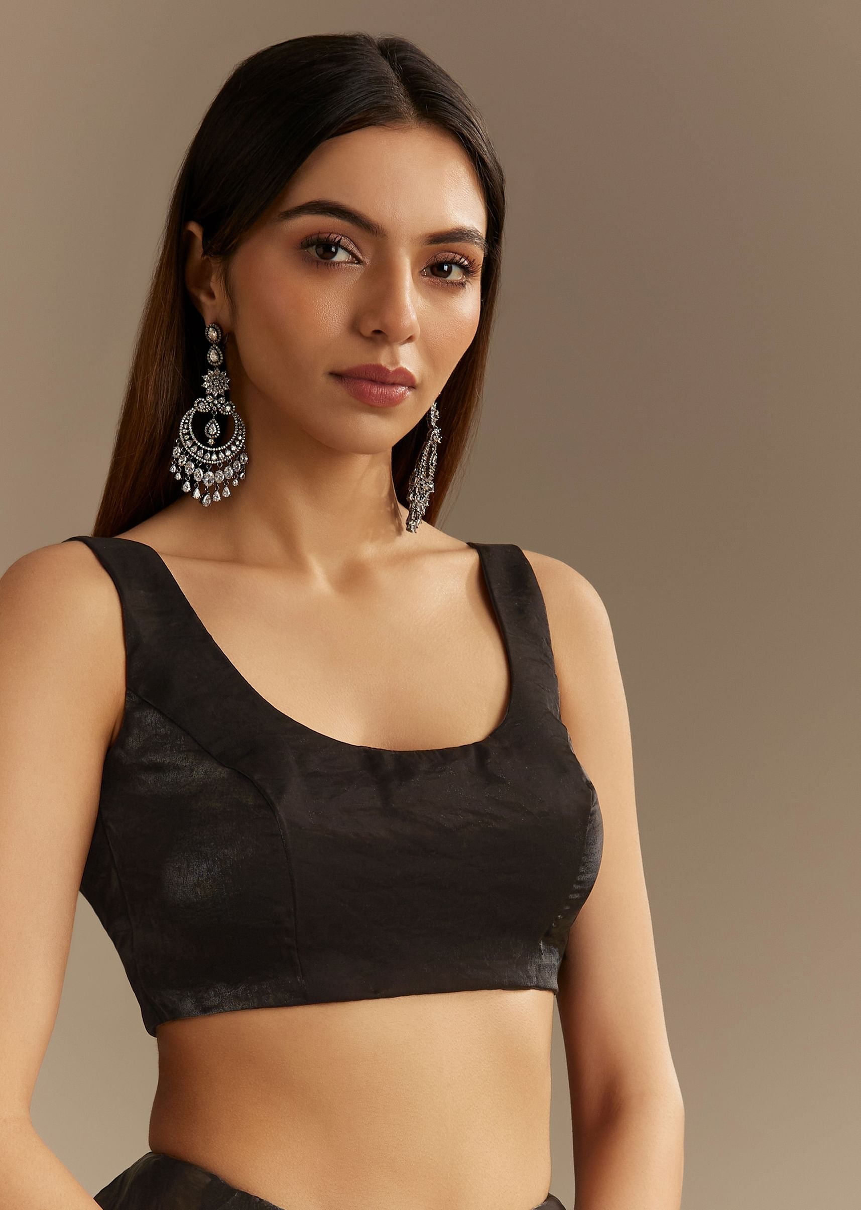 black-satin-saree-with-zardosi-sequins-and-scallop-border-sg294656-8_dea8a784-88f3-4433-bbb6-06abf5c77c7d.jpg