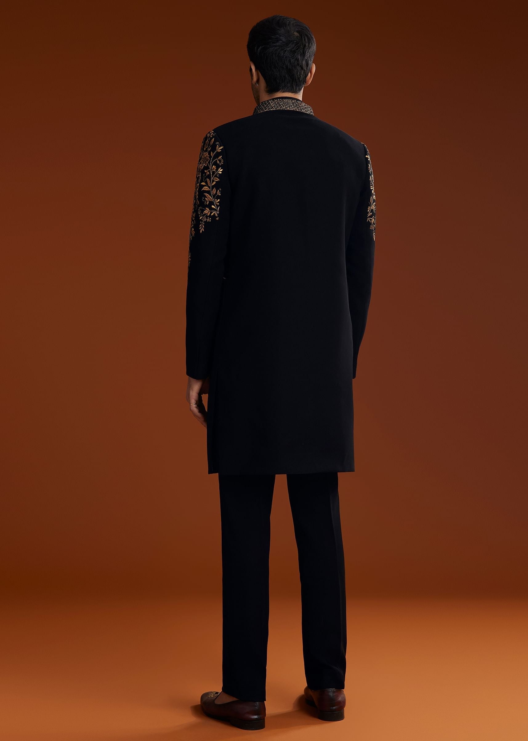 black-suiting-indo-jacket-set-with-zardosi-floral-embroidery-sg304590-5_e76cf2d0-a98e-44b8-914b-e9000245151d.jpg