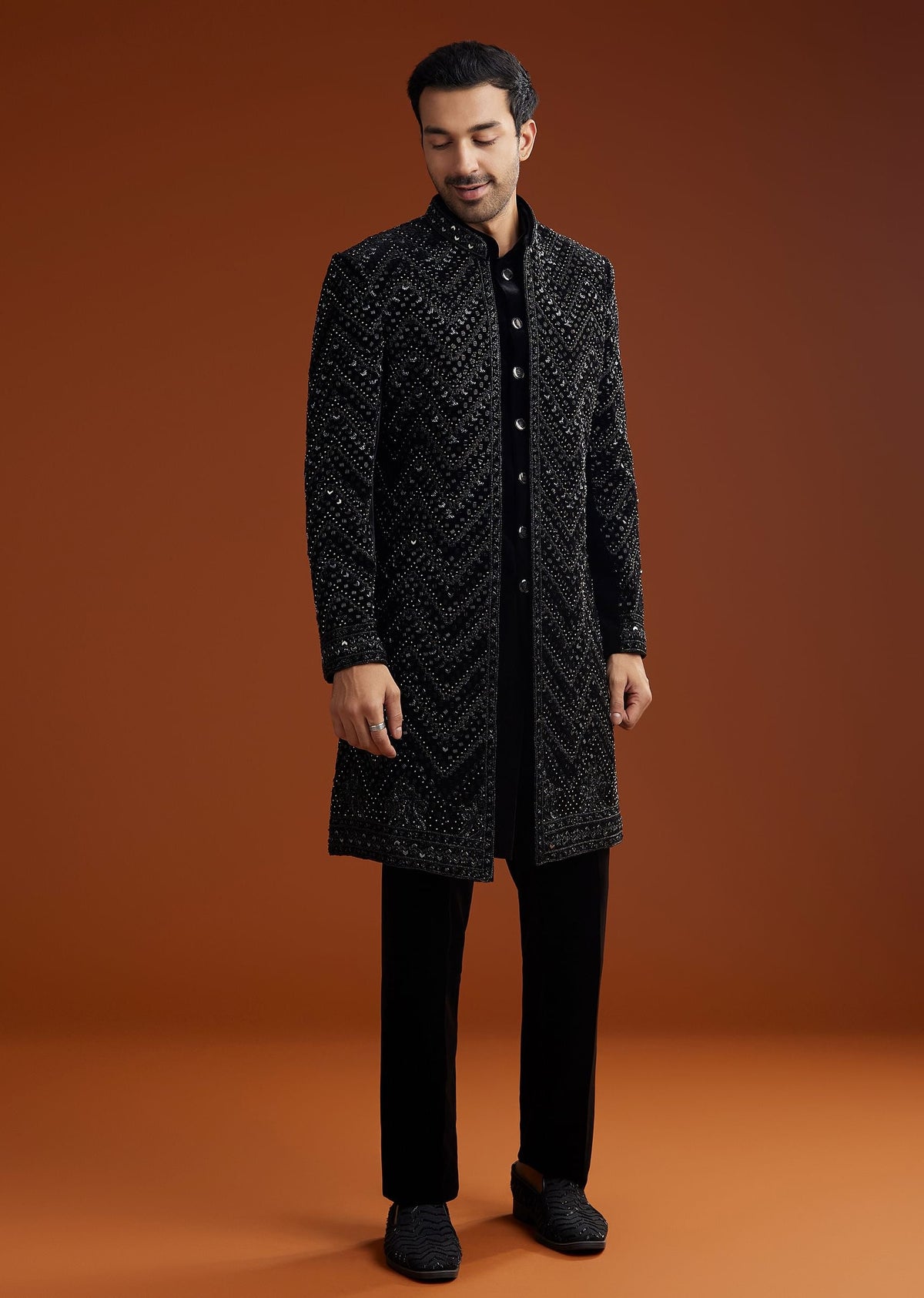 black-velvet-embellished-indo-jacket-set-sg304598-2_efad39e3-9791-4634-b96c-8b3310876da6.jpg