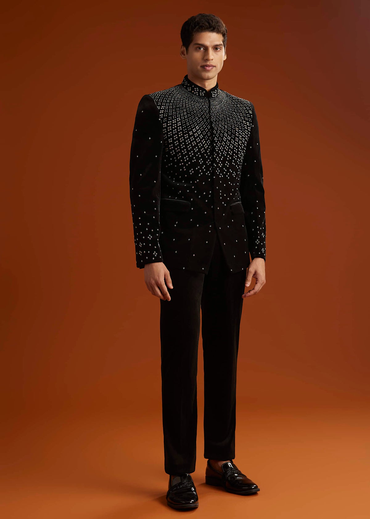 black-velvet-jodhpuri-suit-for-men-with-beads-work-sg344066-1.jpg