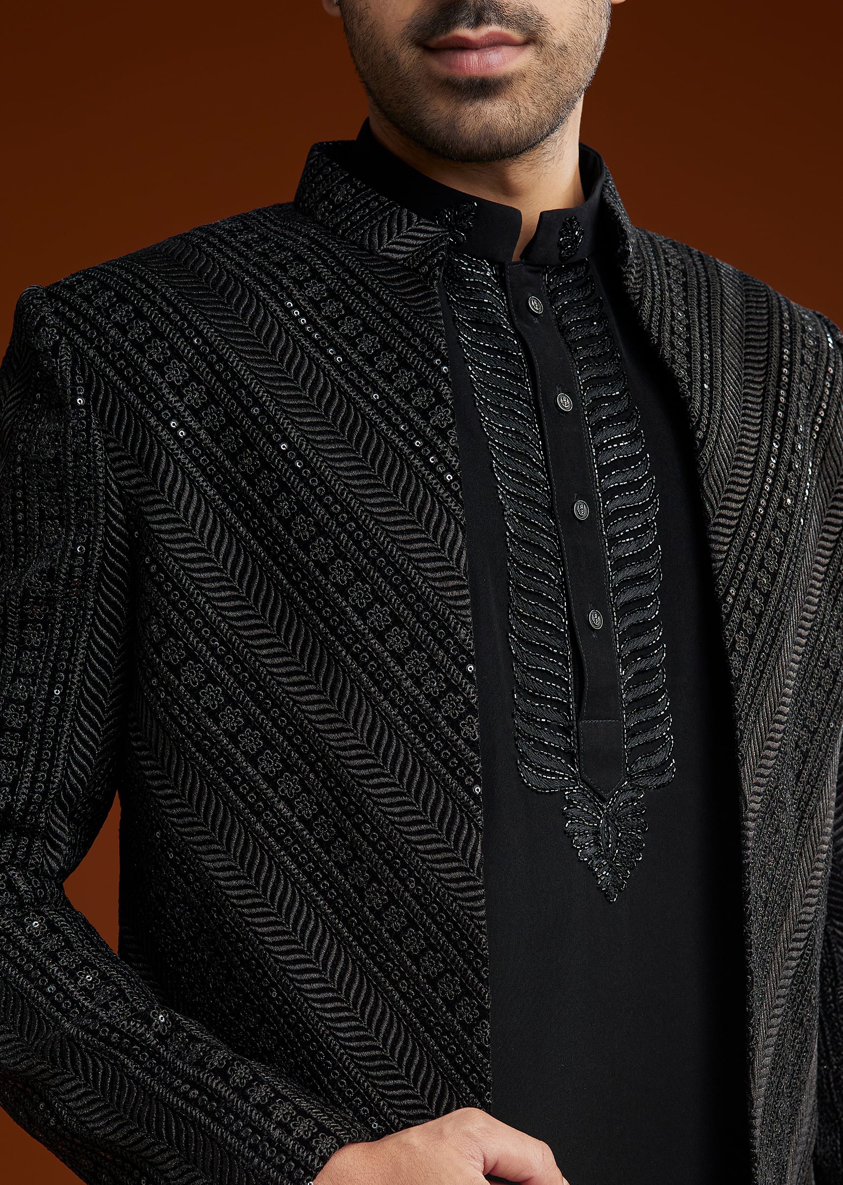 black-velvet-open-indo-jacket-set-with-cutdana-work-sg304630-3_3e1c82d3-fb37-44b3-b3d0-480f5f7ead30.jpg