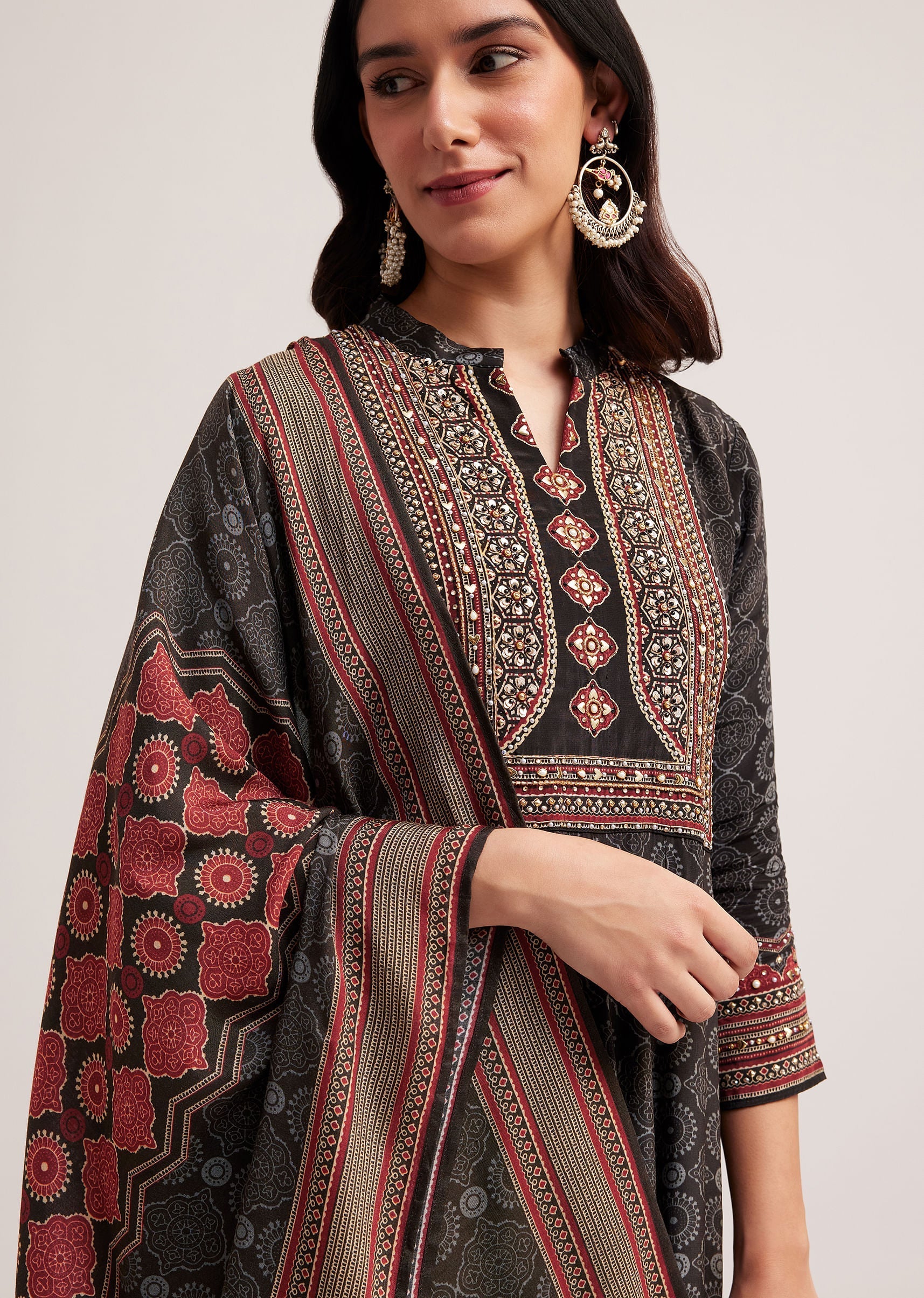 black_ajrakh_printed_anarkali_set_with_dupatta-sg292153_4_dcd26fab-a5cd-454e-ac4c-c42f0822171a.jpg