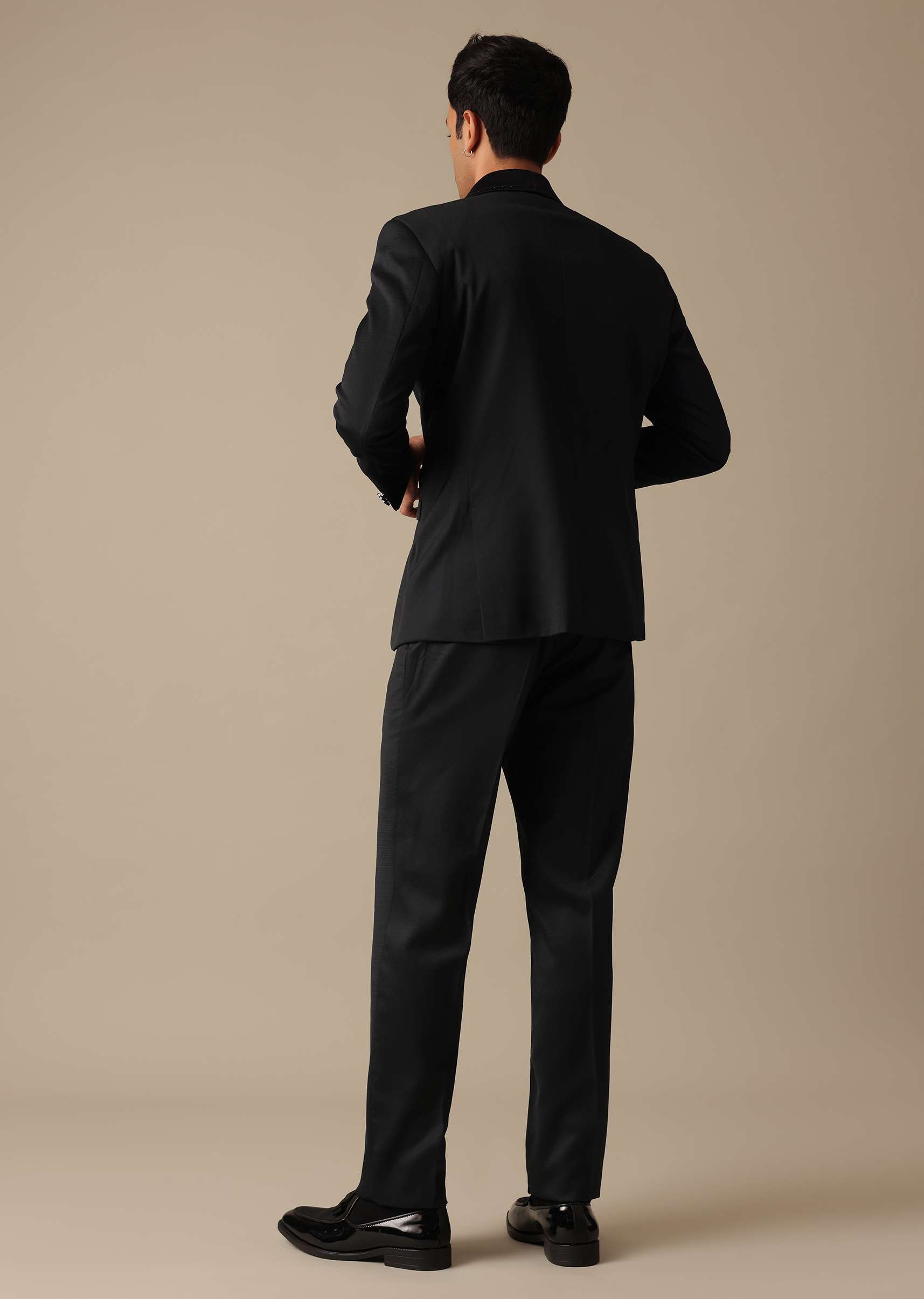 black_blazer_and_pant_set-sg171542_1_a3b49f10-0269-47fb-8d61-19fc78627822.jpg