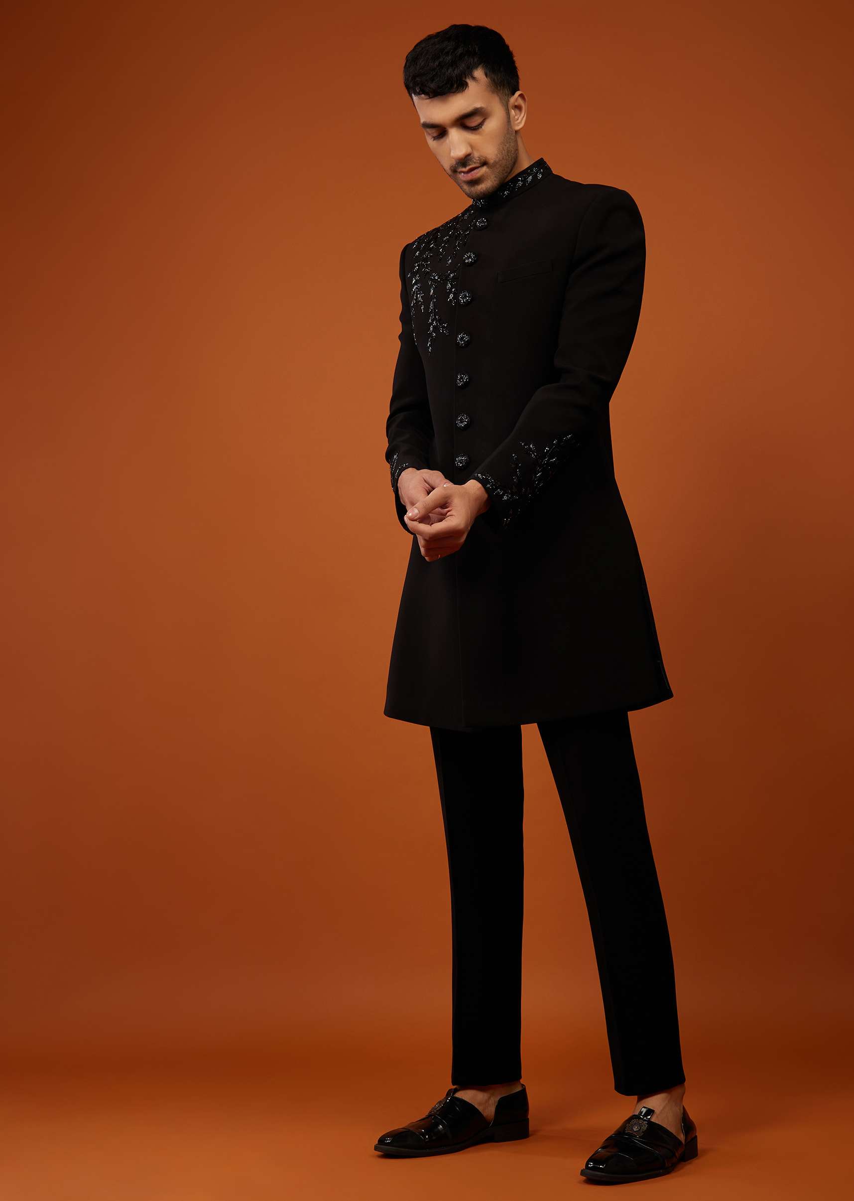 black_embroidered_indo-western-sg129765_4_469f9794-c7c5-4d57-9e84-c48df84d4b90.jpg