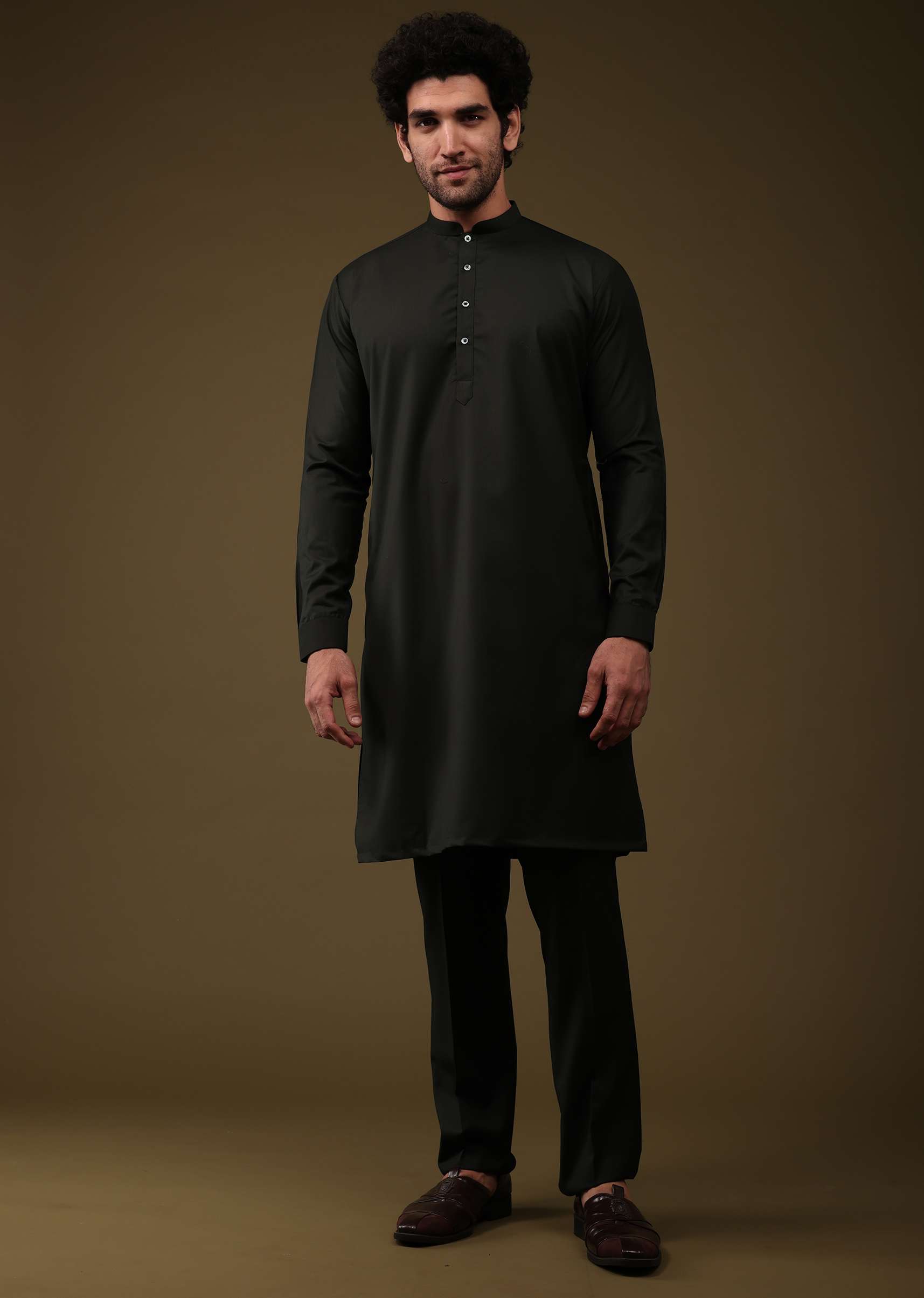 black_festive_bandi_jacket_set-sg150107_8_28312db6-97ef-459a-adfc-e2d3d7936caf.jpg