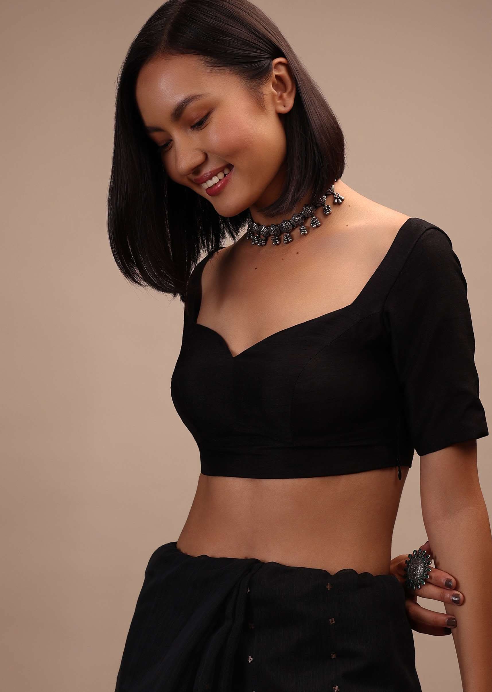 black_half_sleeves-m001blonra07y-sg95282_5_edd6f89f-906f-4d64-a367-2c3a689a3862.jpg