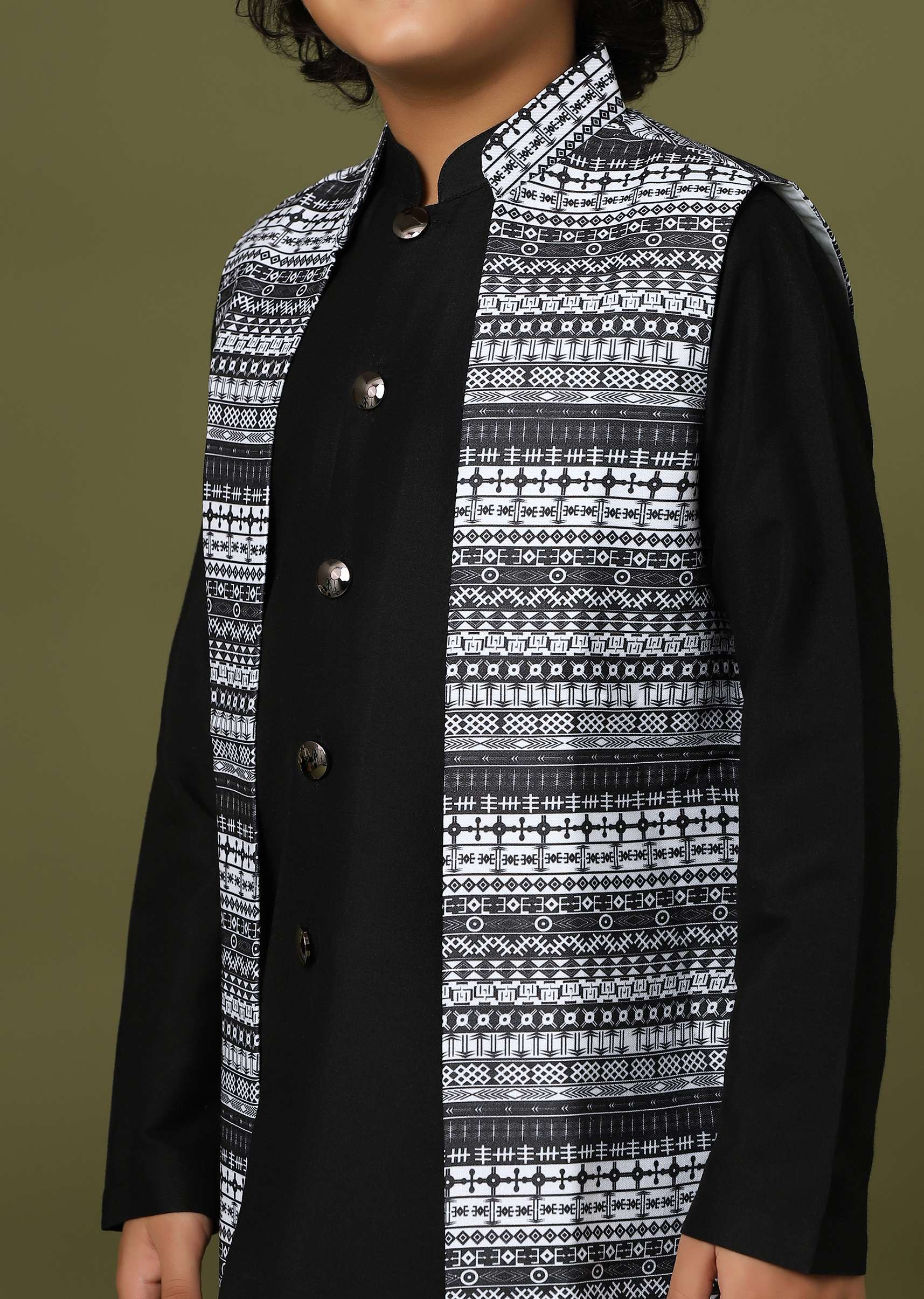 black_jacket_kurta_set-sg158520_7_893ddcc5-04d3-43e6-9de8-2f5c5d48db36.jpg