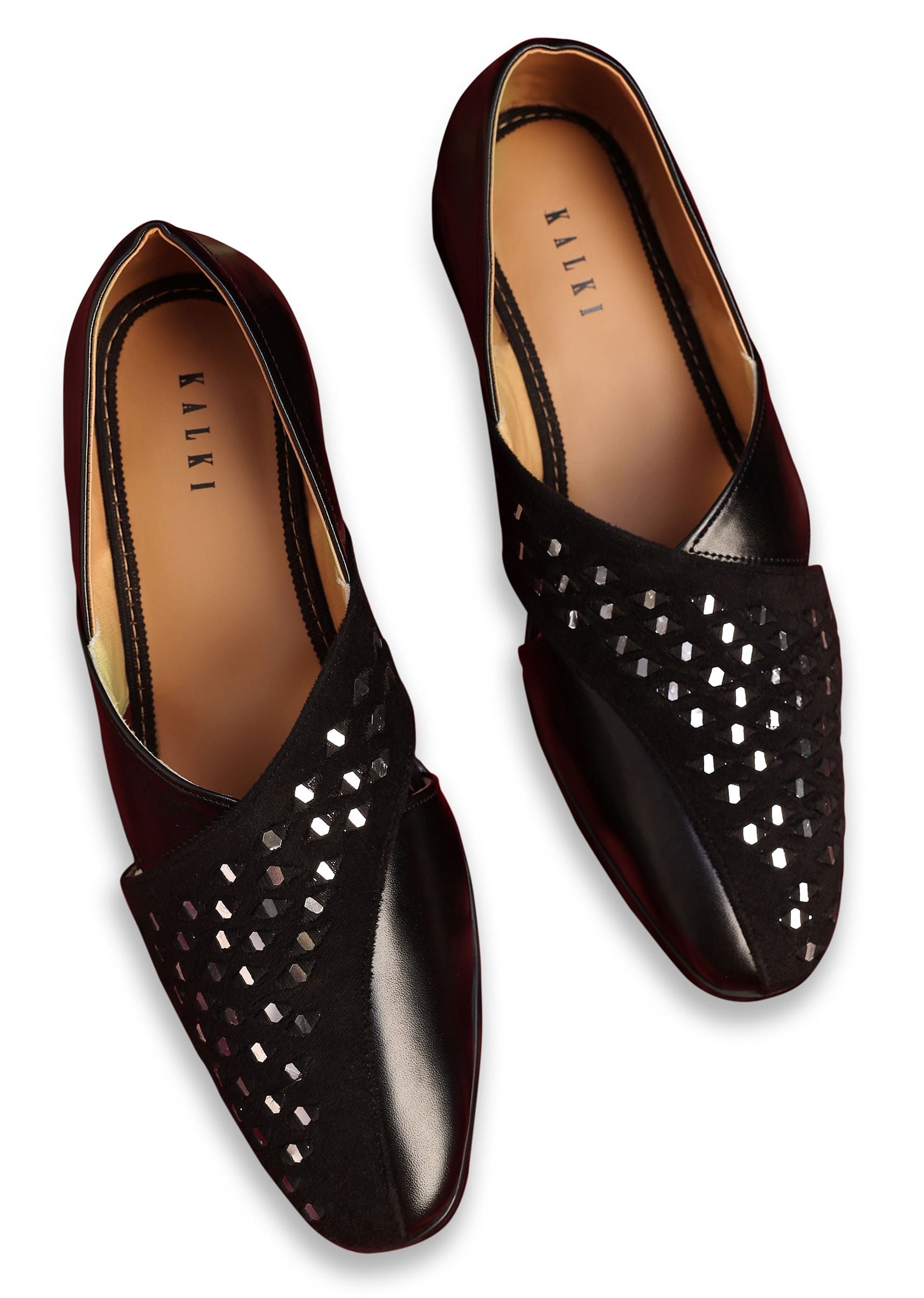 black_leather_and_velvet_jutti_with_mir-sg227363_5_af701390-d1de-44b9-ba7c-1f8bb151311f.jpg